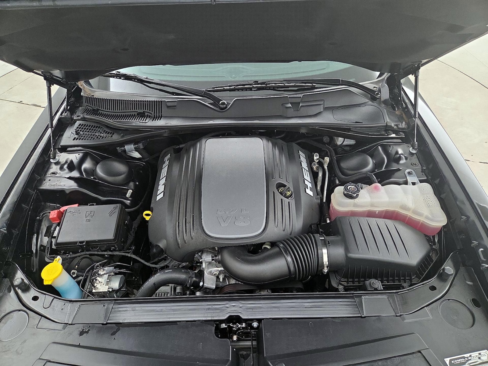 2023 Dodge Challenger R/T - Photo 23