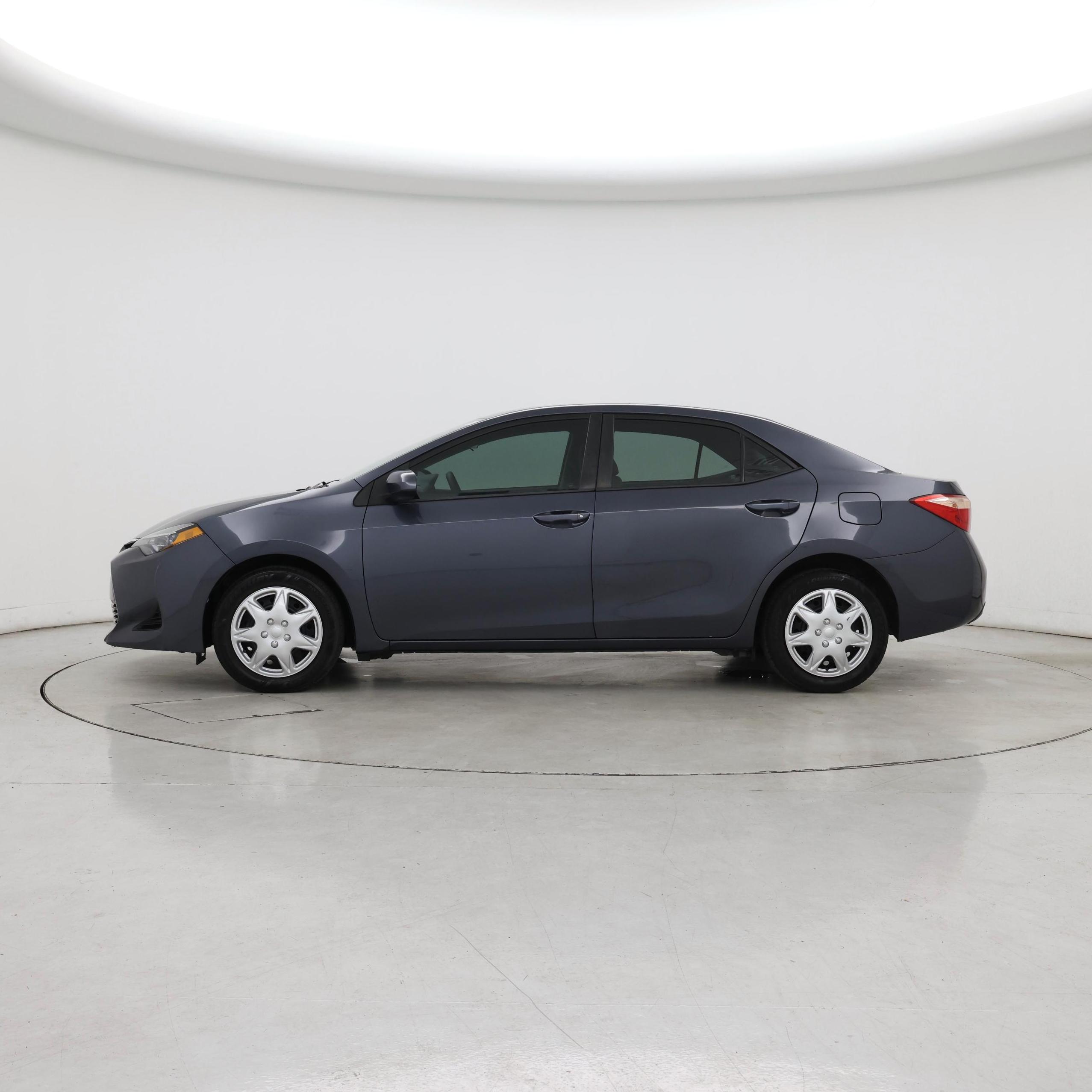 Thumbnail: 2019 Toyota Corolla - 3