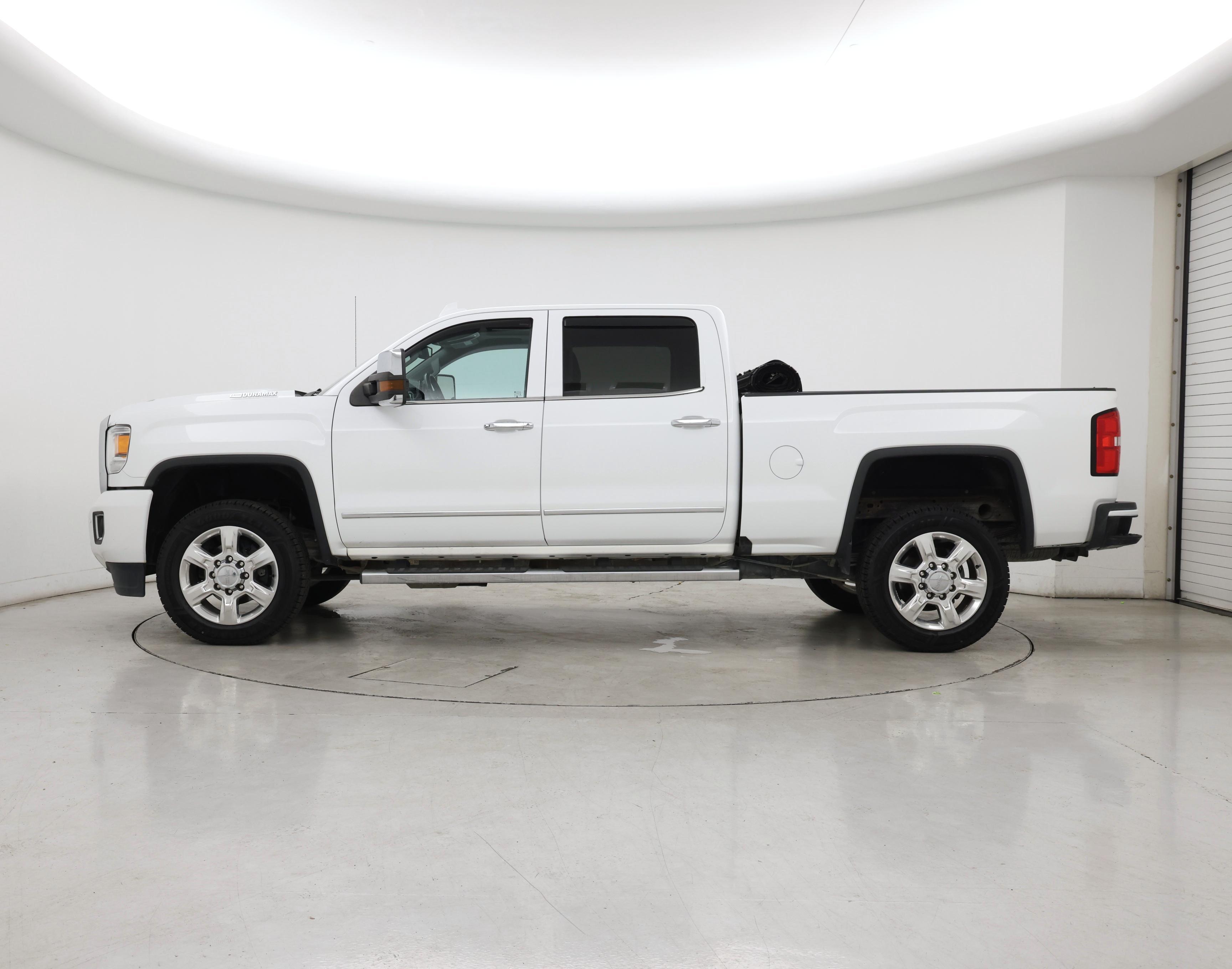 Thumbnail: 2019 GMC Sierra 2500 - 3