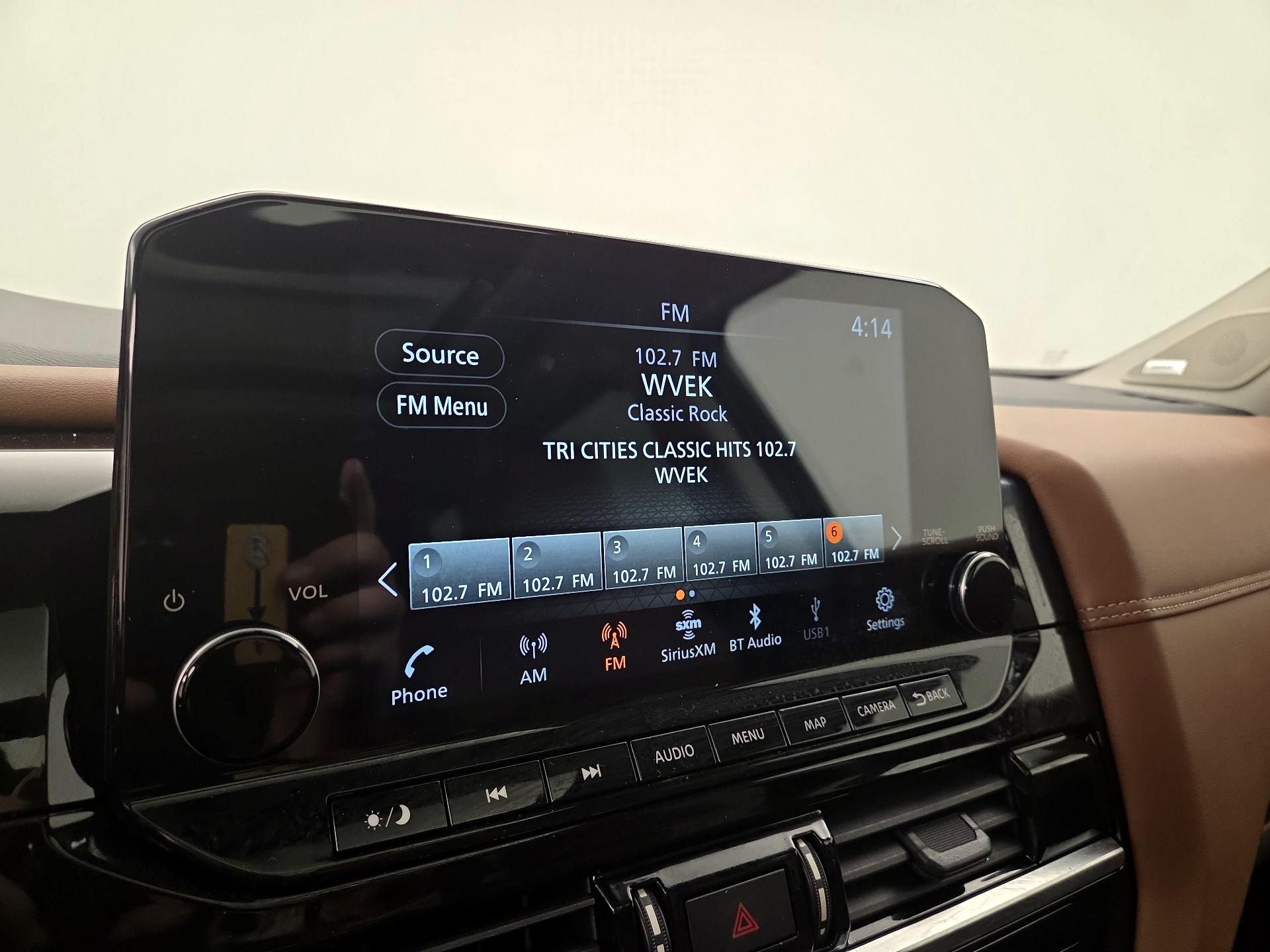 Thumbnail: 2023 Nissan Pathfinder - 16