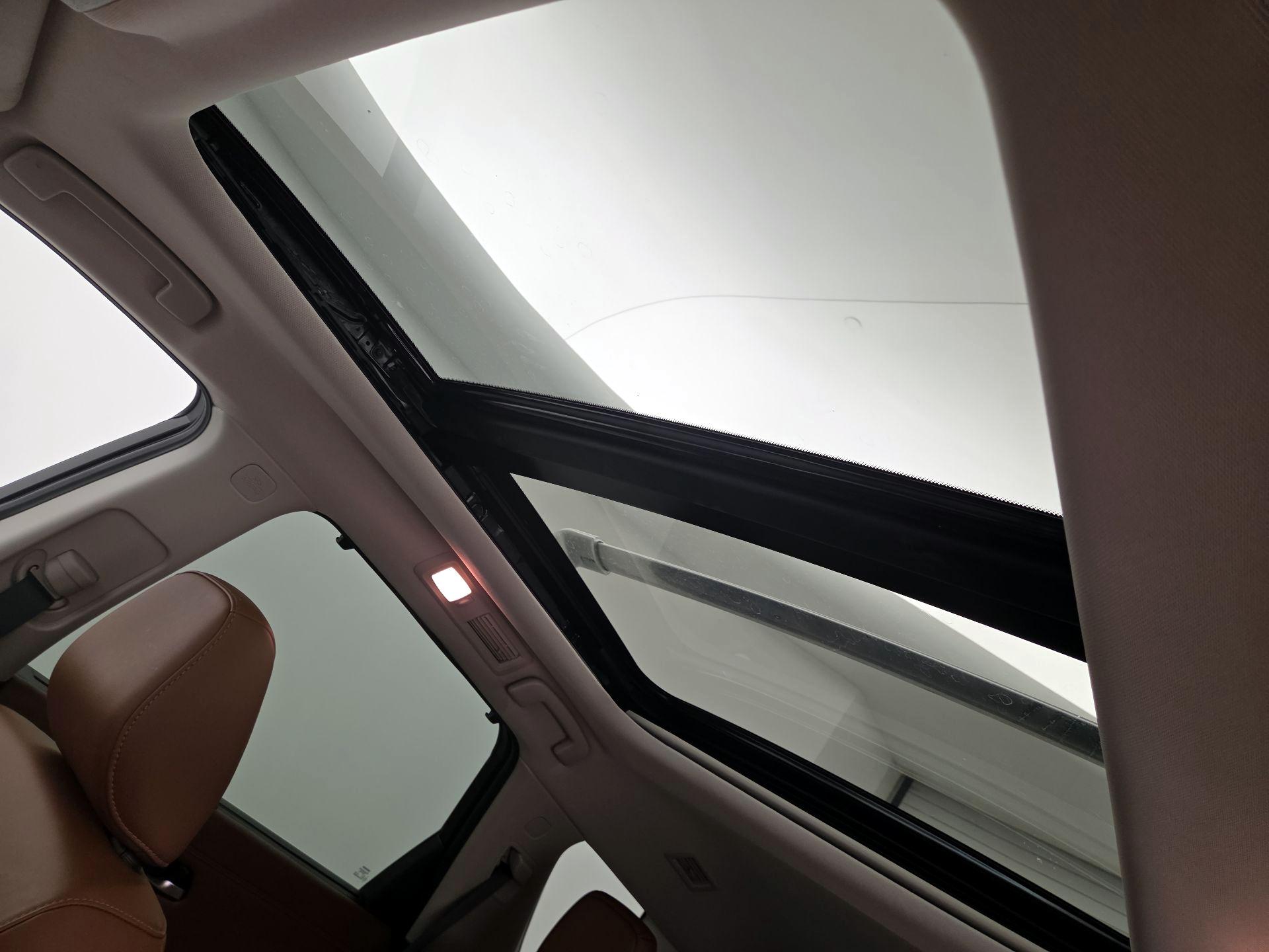 Thumbnail: 2023 Nissan Pathfinder - 20