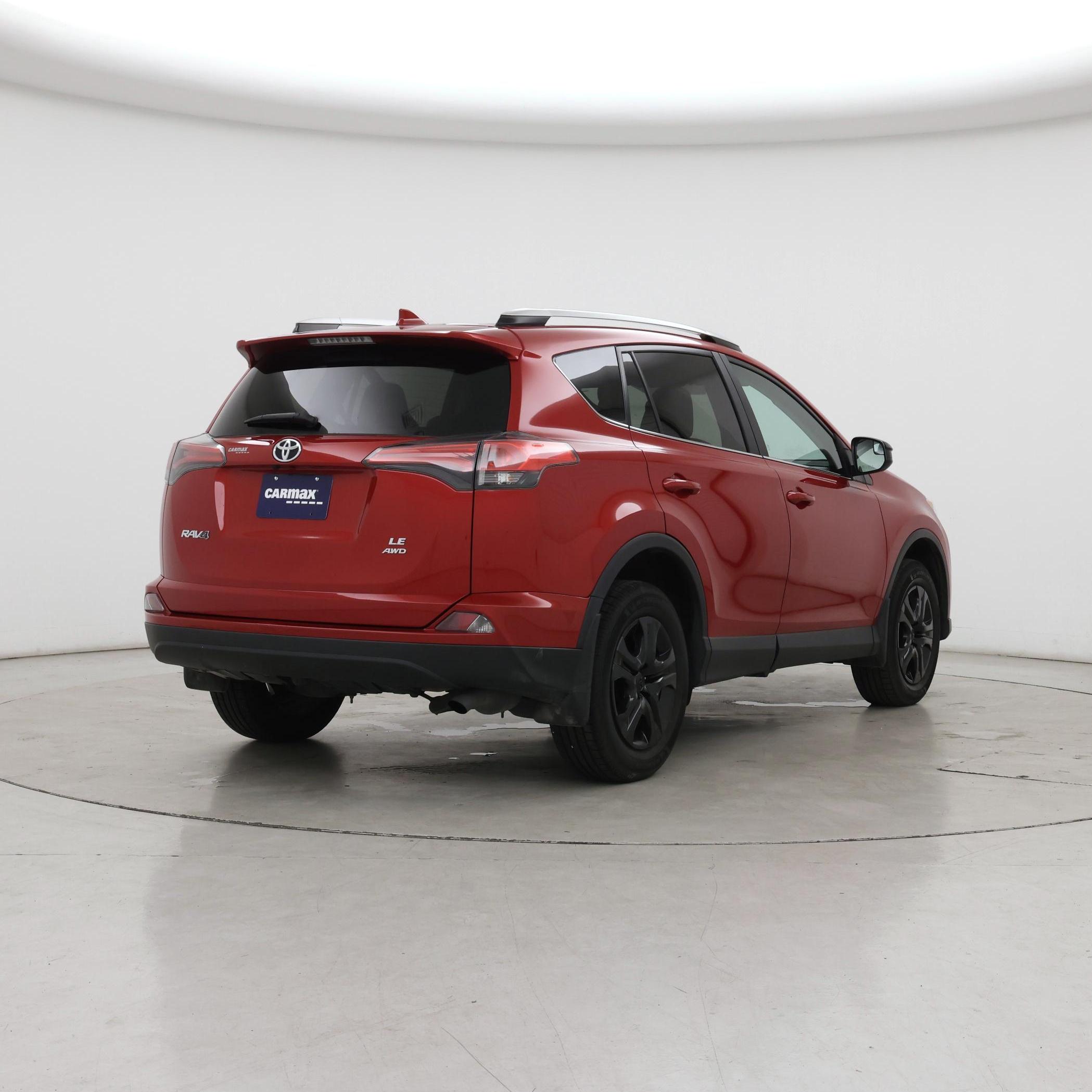 Thumbnail: 2016 Toyota RAV4 - 8
