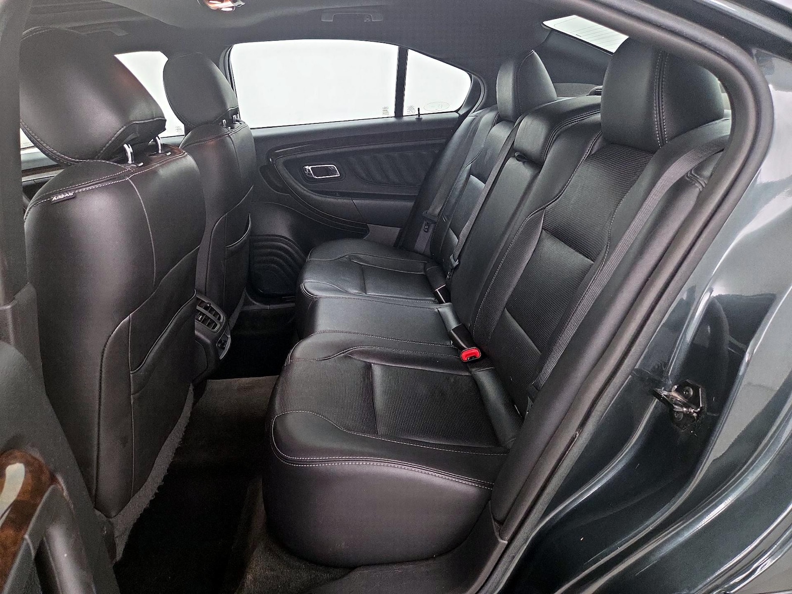 2016 Ford Taurus Limited - Photo 22