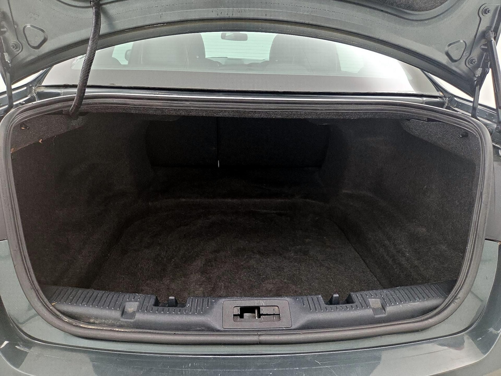 2016 Ford Taurus Limited - Photo 23