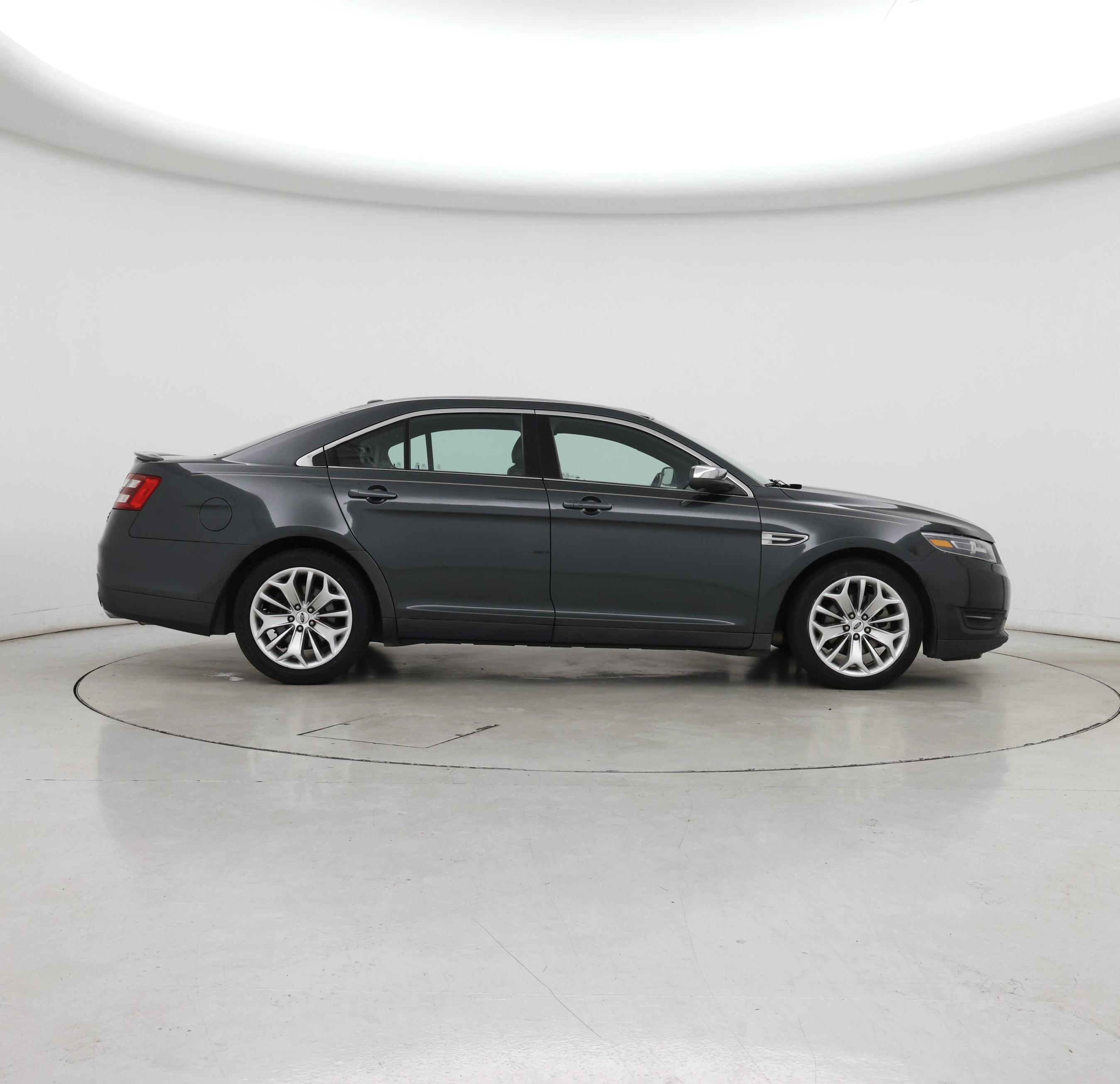 Thumbnail: 2016 Ford Taurus - 7