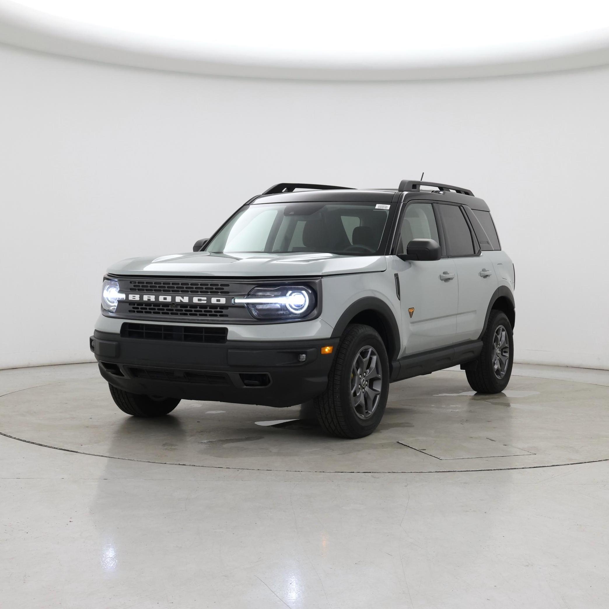 Thumbnail: 2021 Ford Bronco Sport - 4