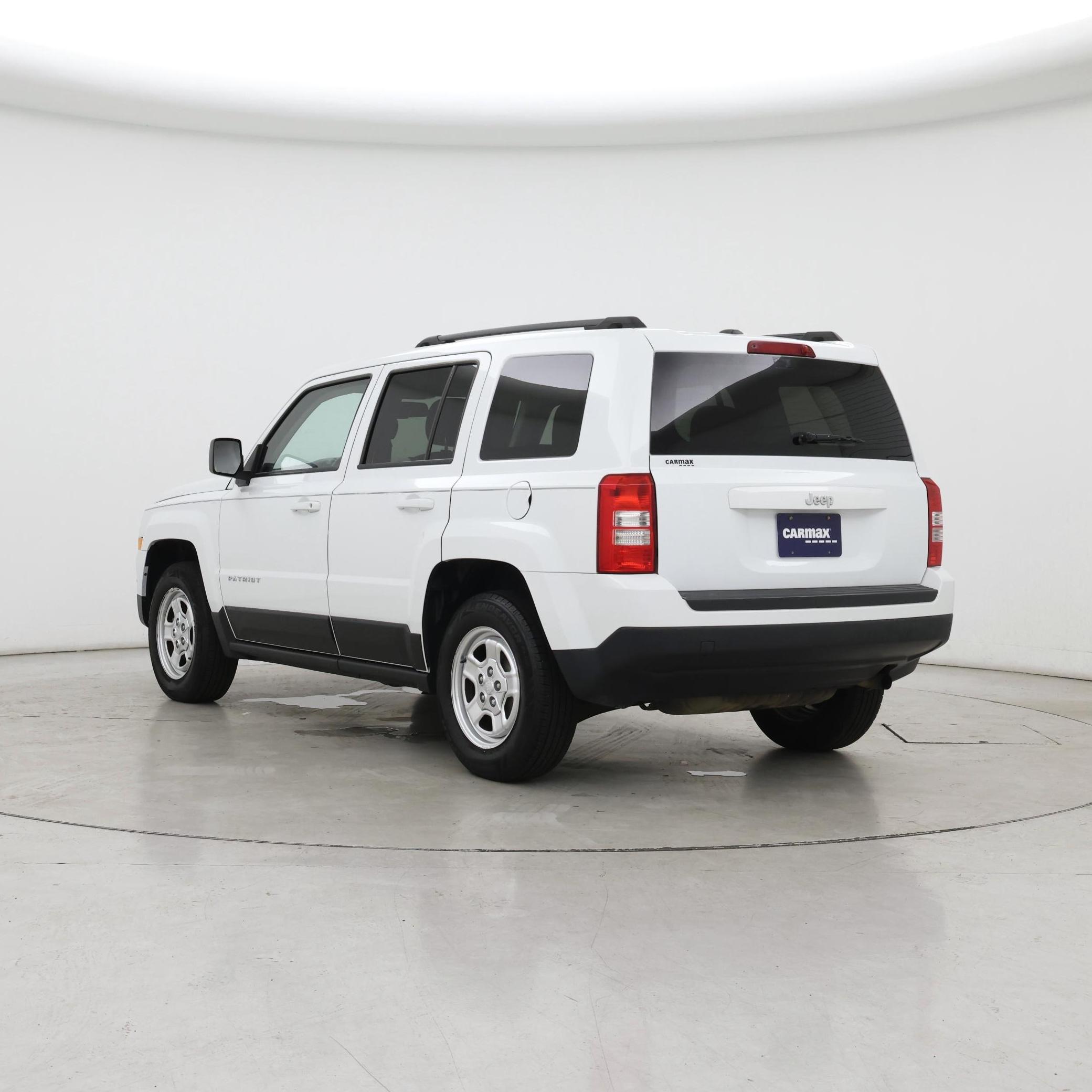 Thumbnail: 2016 Jeep Patriot - 2