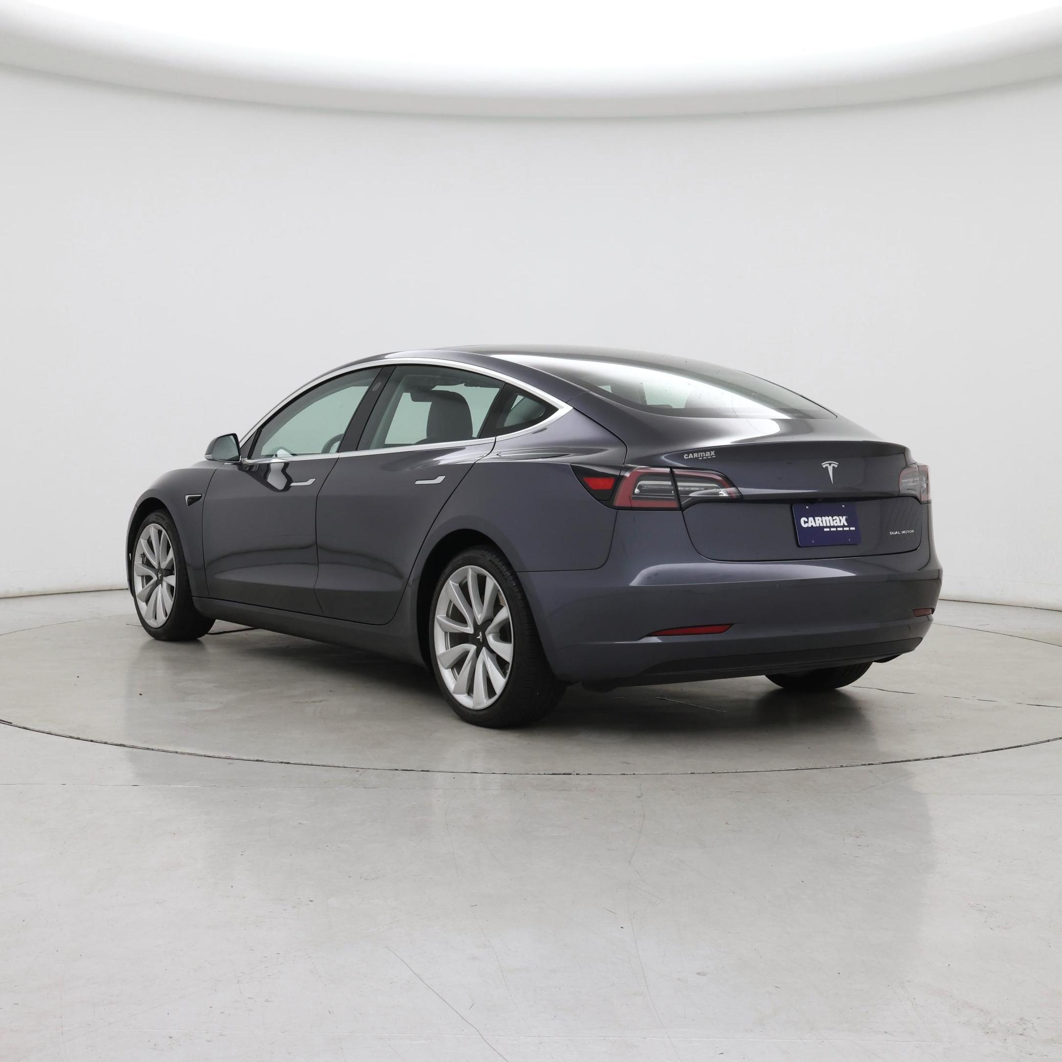 Thumbnail: 2019 Tesla Model 3 - 2