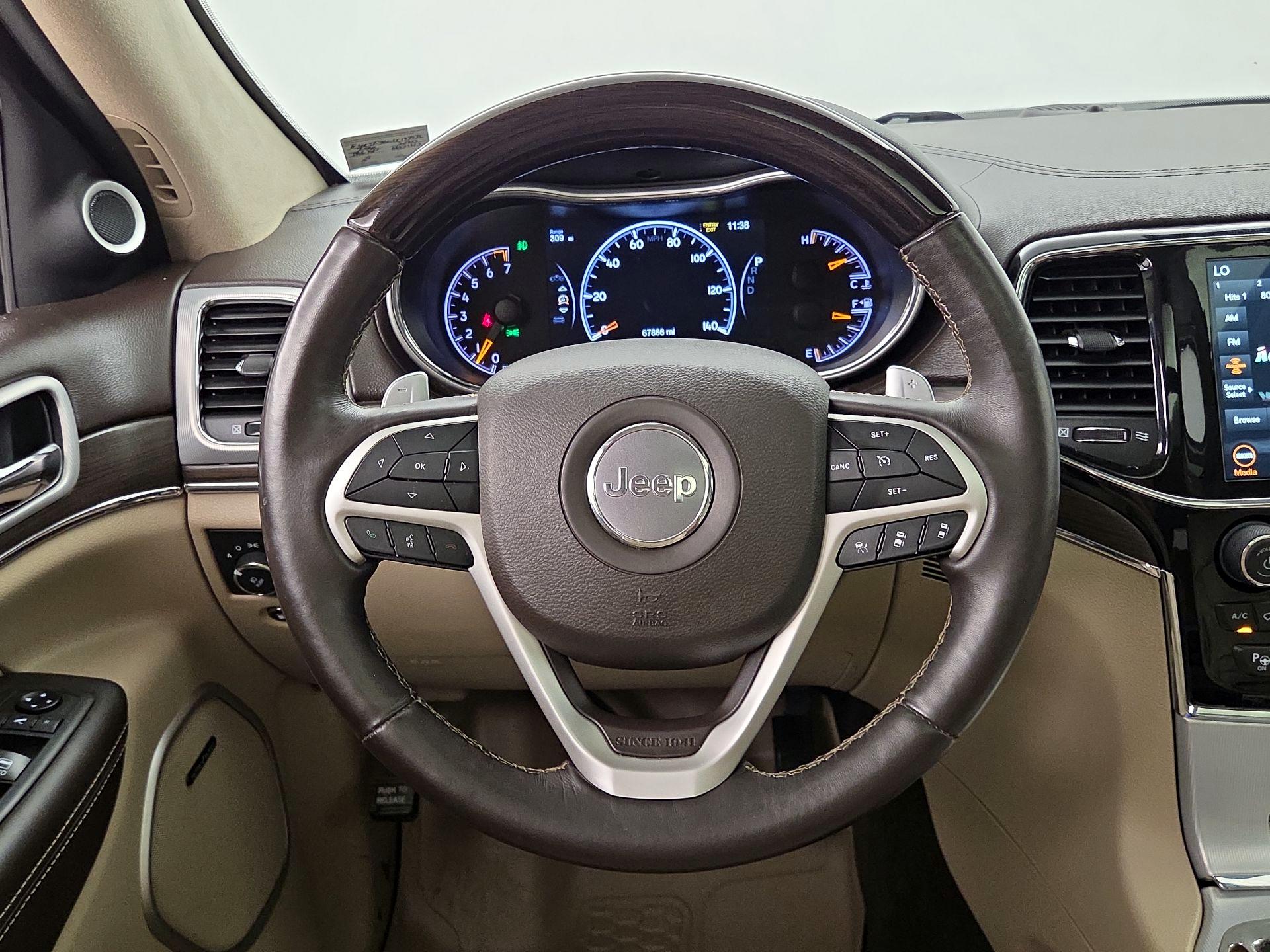 Thumbnail: 2020 Jeep Grand Cherokee - 10