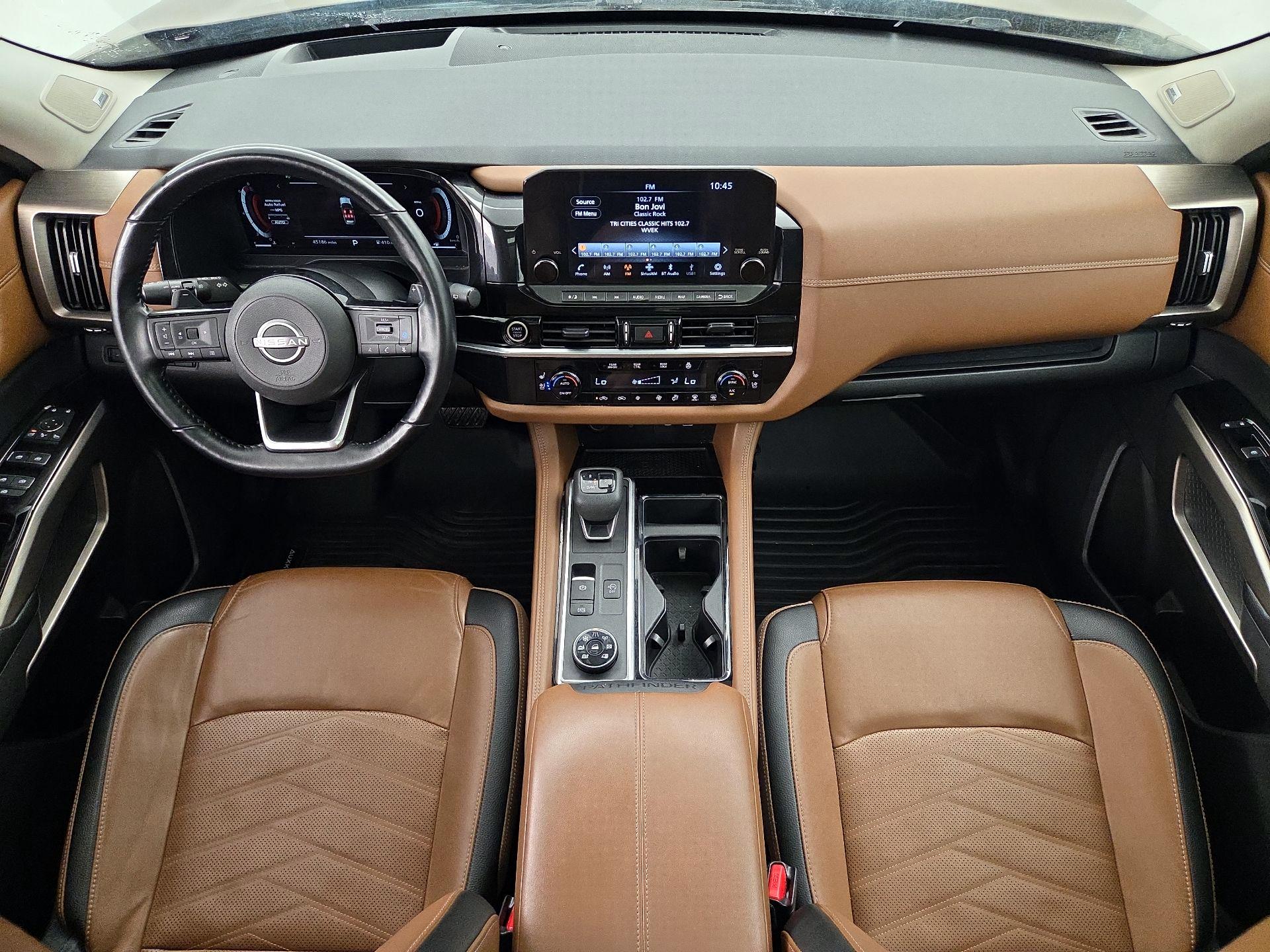 Thumbnail: 2023 Nissan Pathfinder - 9