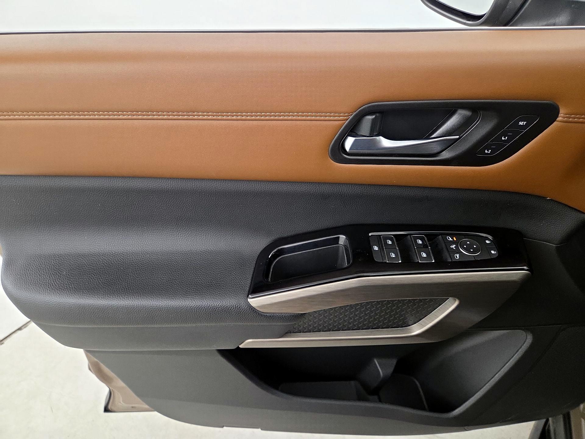 Thumbnail: 2023 Nissan Pathfinder - 12