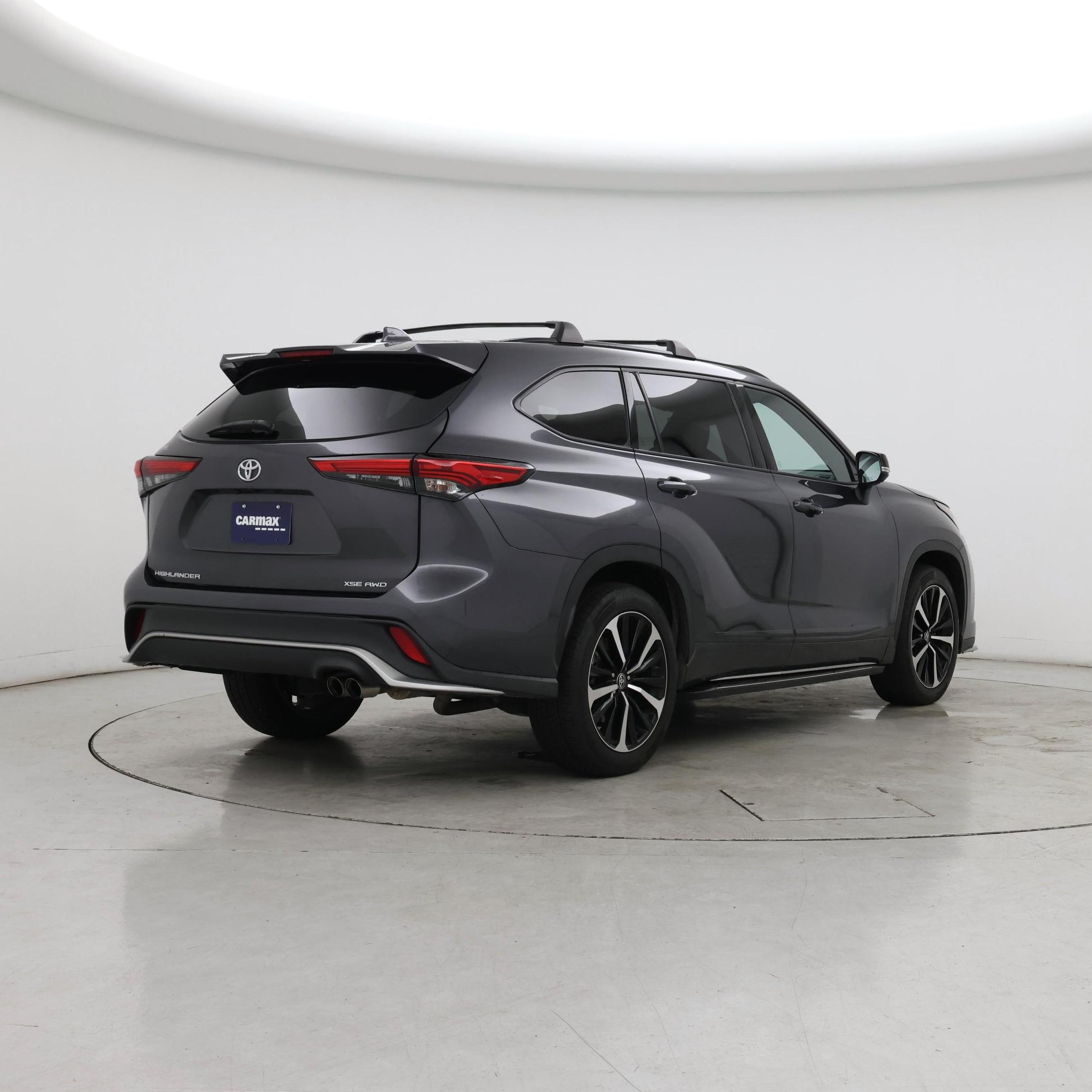 Thumbnail: 2021 Toyota Highlander - 8