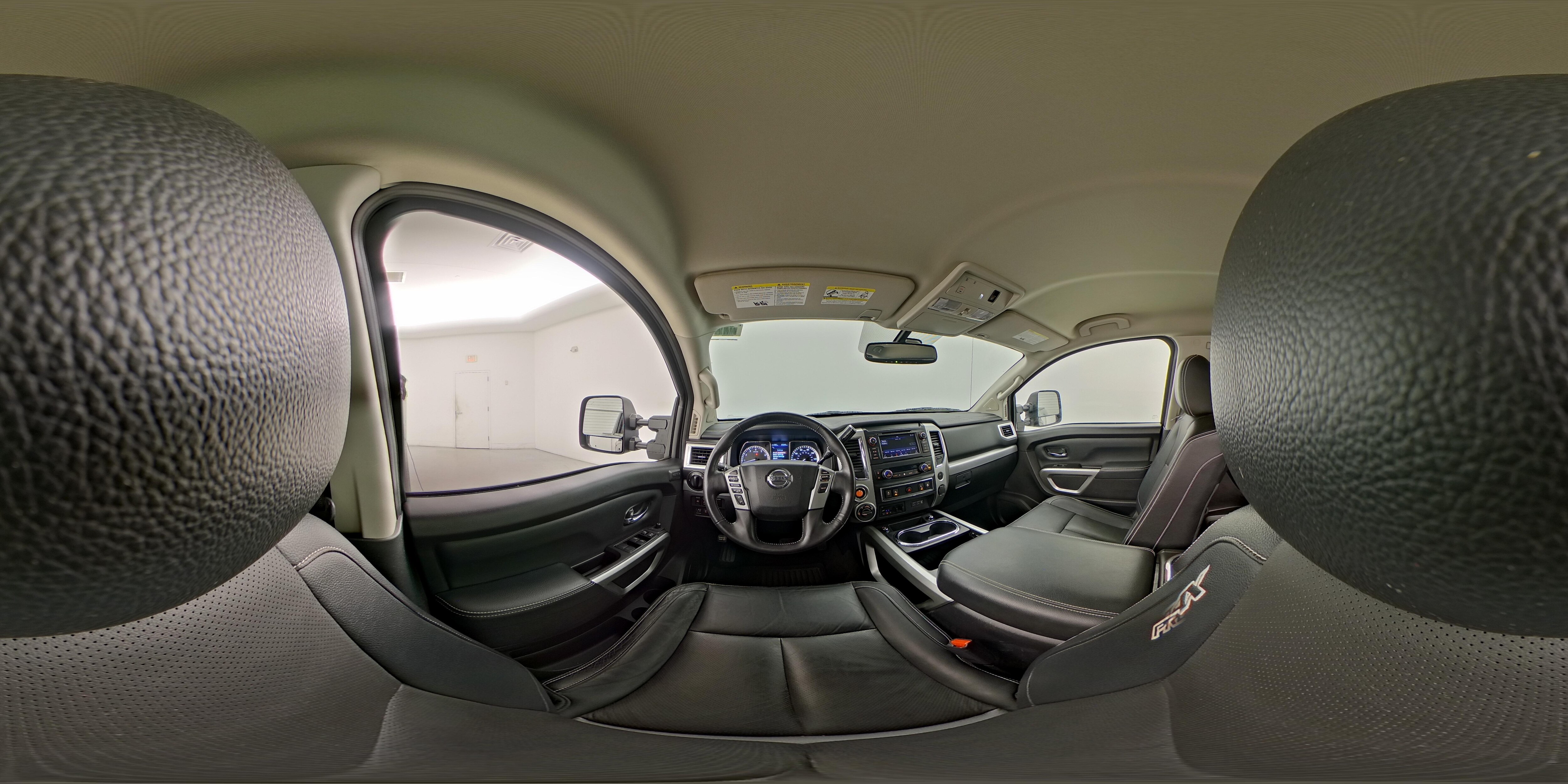 2019 Nissan Titan PRO-4X - Photo 28