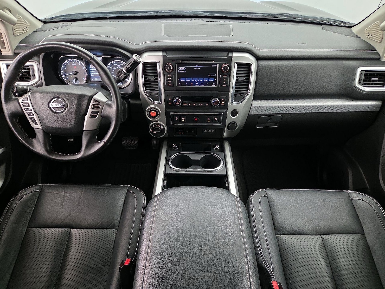 2019 Nissan Titan PRO-4X - Photo 10
