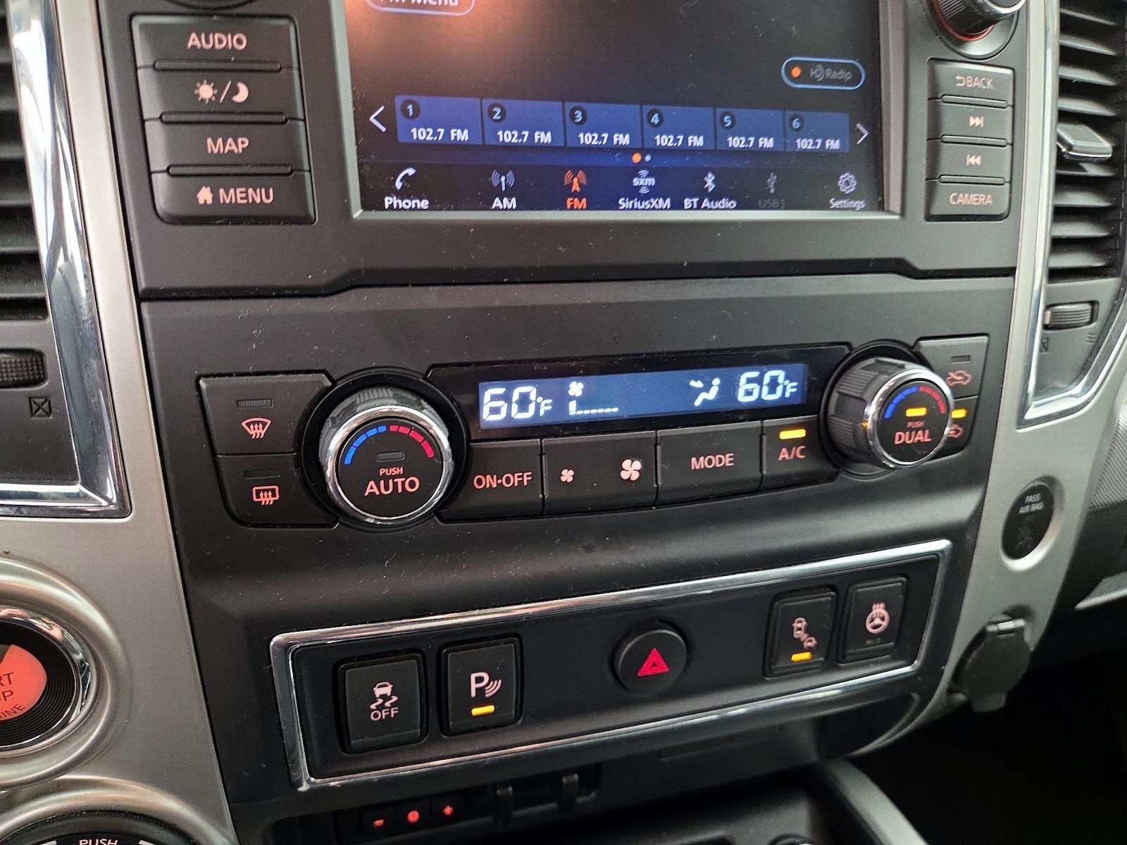 2019 Nissan Titan PRO-4X - Photo 18