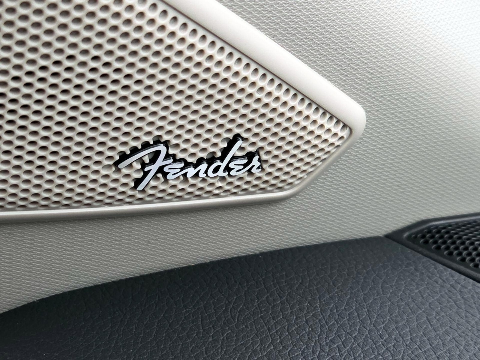 2019 Nissan Titan PRO-4X - Photo 24