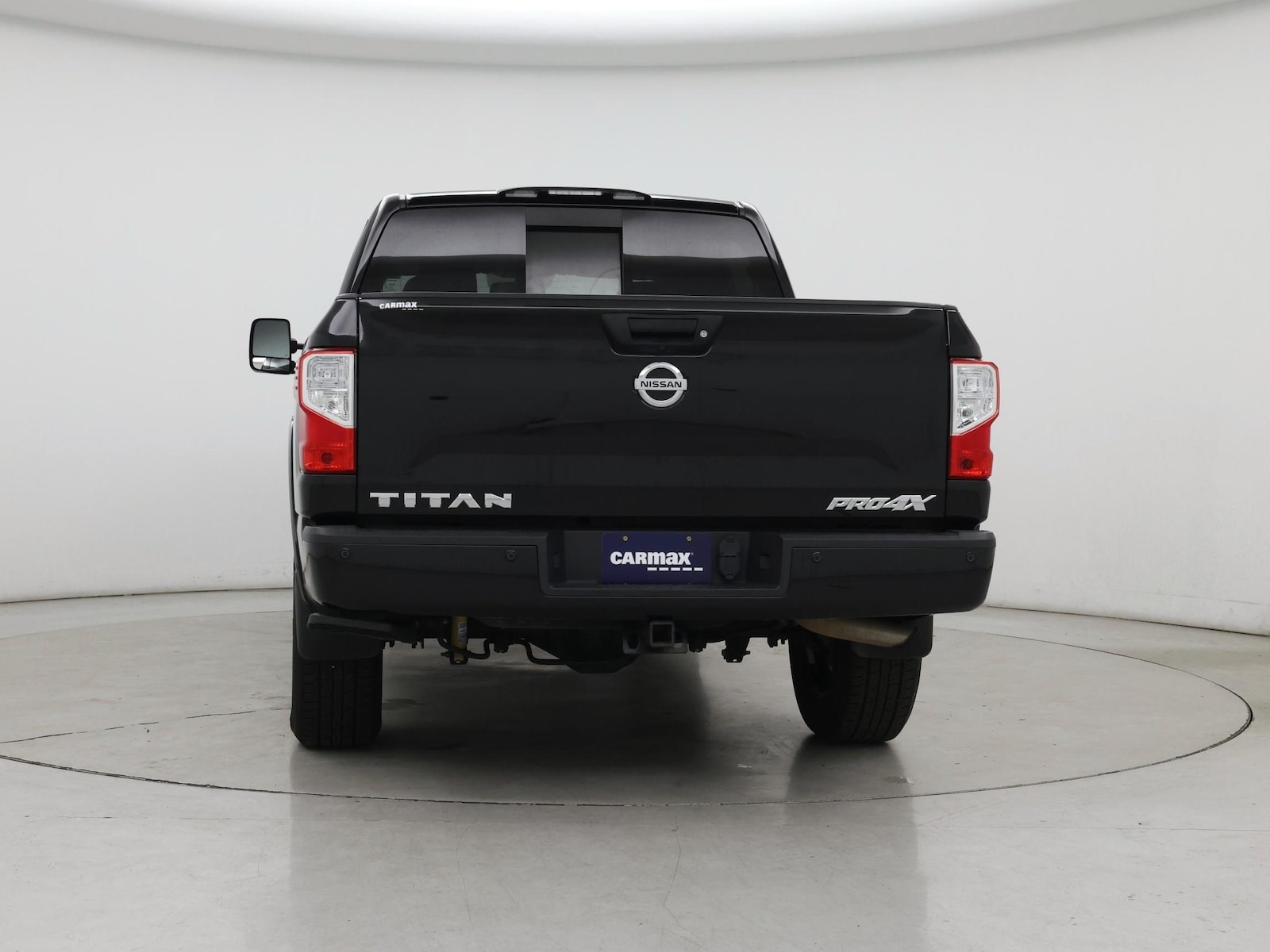 2019 Nissan Titan PRO-4X - Photo 7