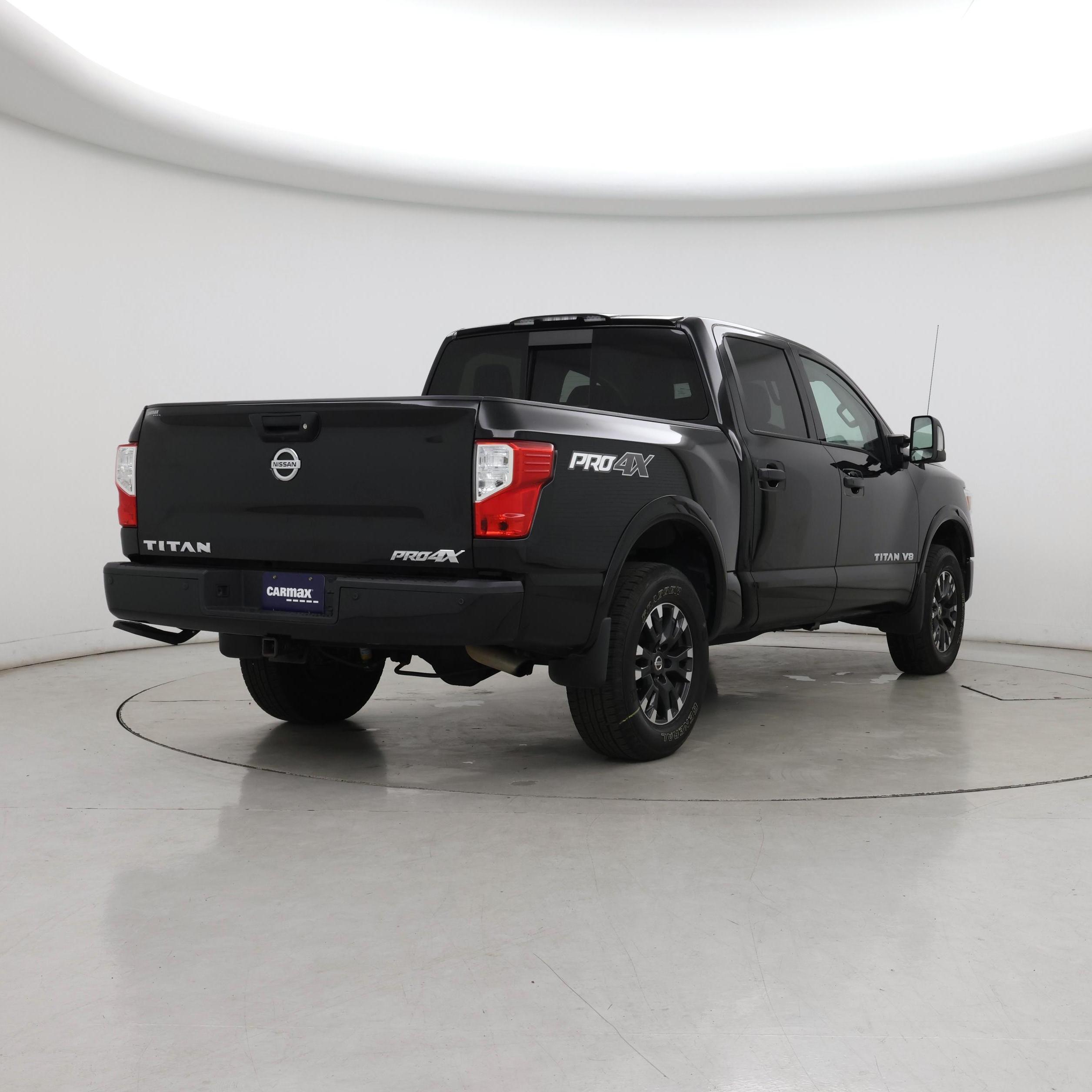 Thumbnail: 2019 Nissan Titan - 8