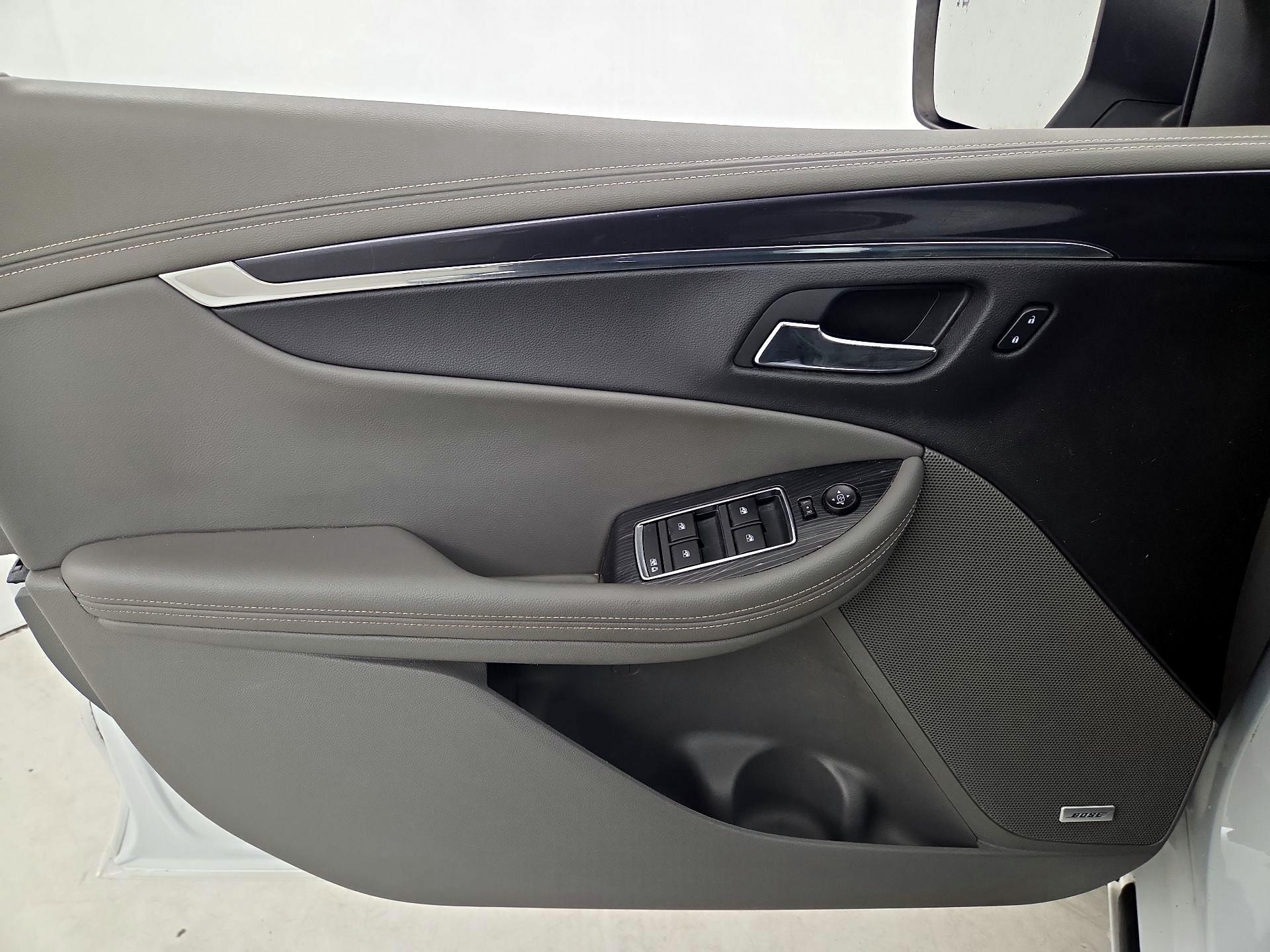 Thumbnail: 2017 Chevrolet Impala - 12