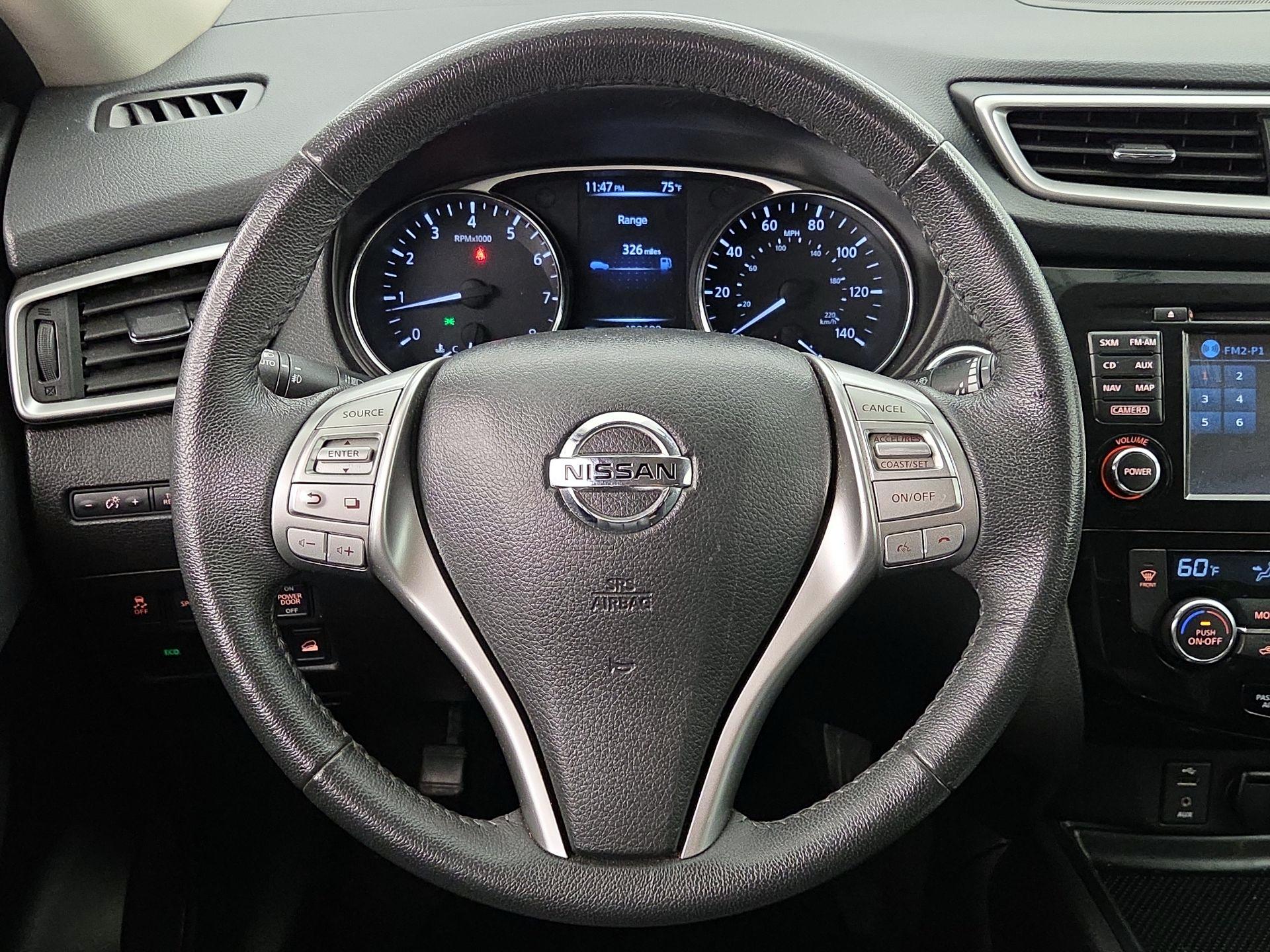 Thumbnail: 2015 Nissan Rogue - 10