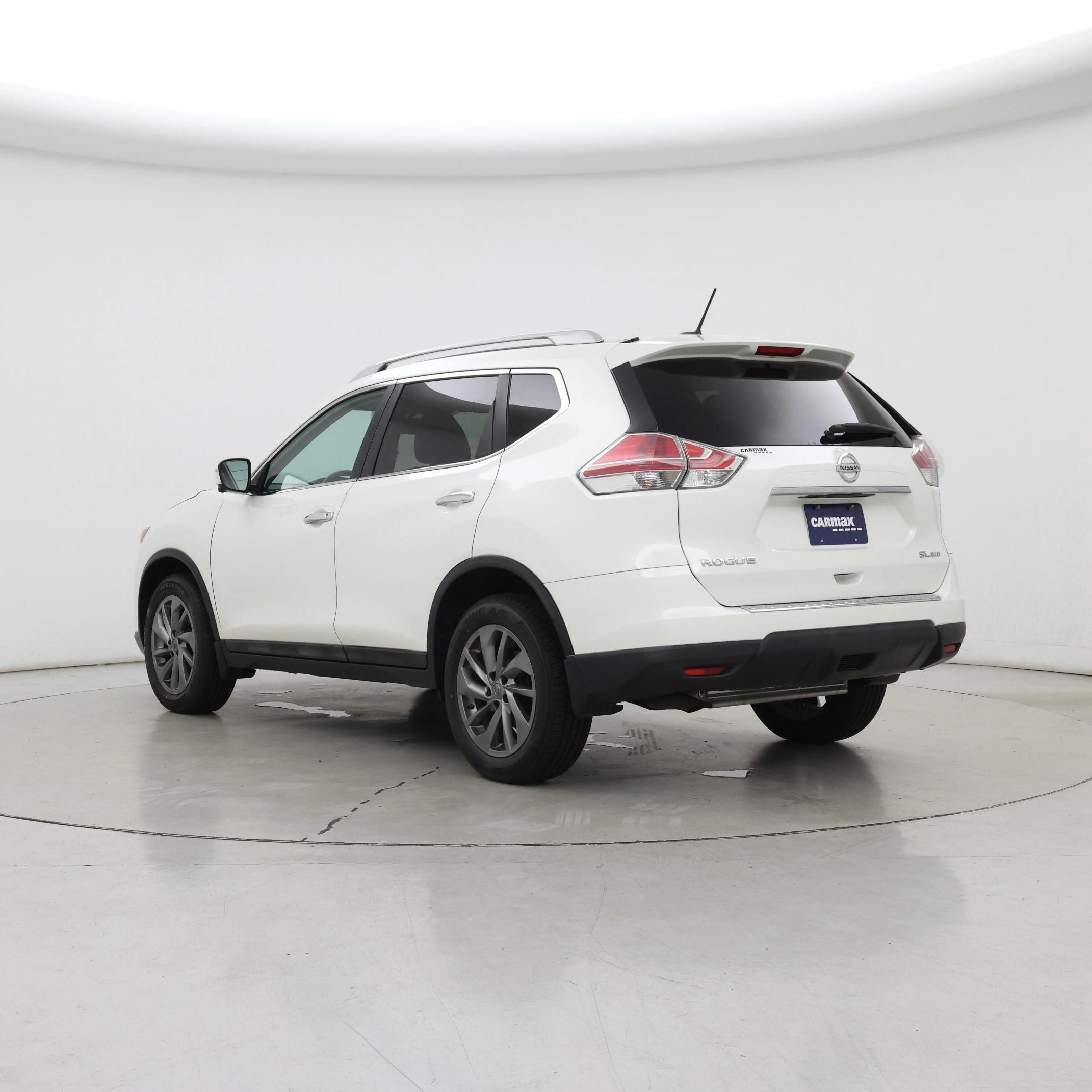 Thumbnail: 2015 Nissan Rogue - 2
