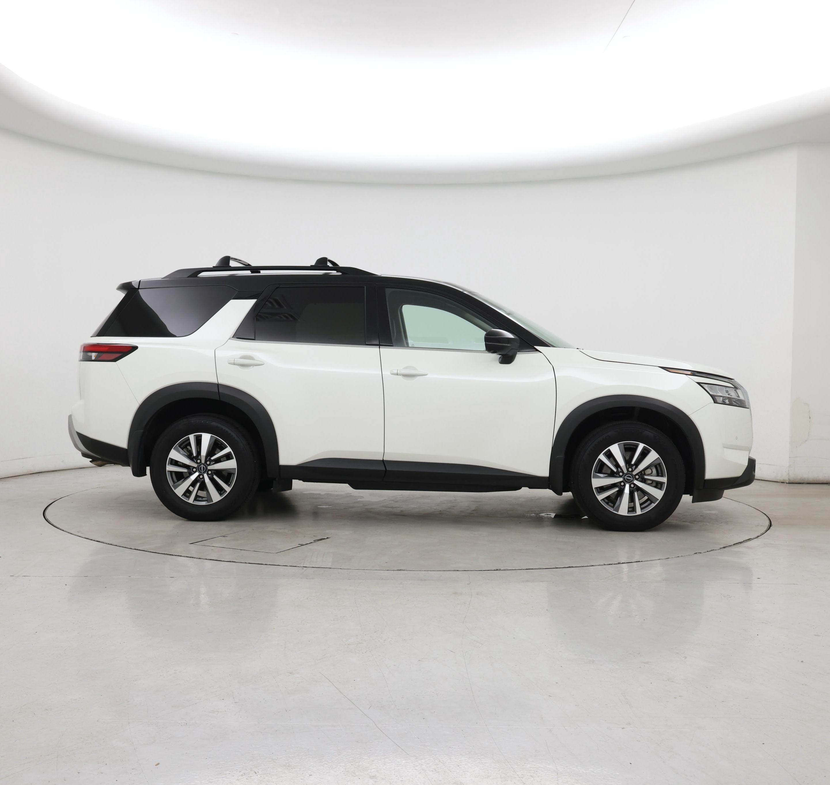 Thumbnail: 2024 Nissan Pathfinder - 7