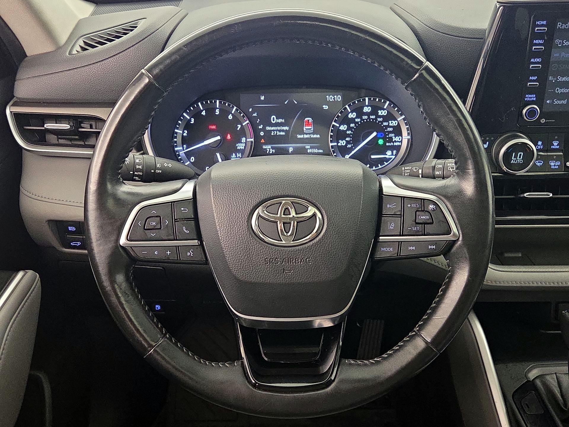 Thumbnail: 2021 Toyota Highlander - 10