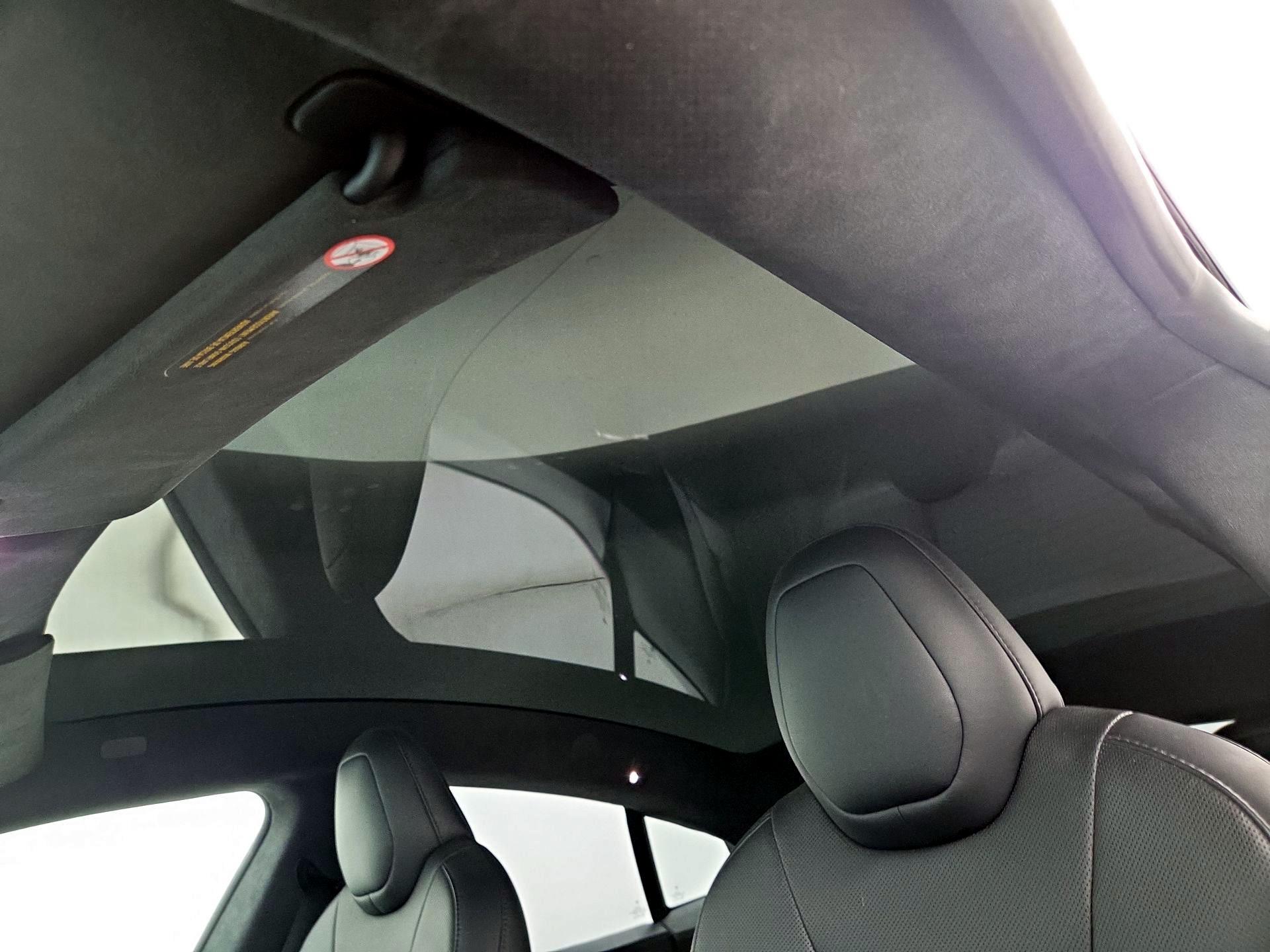 Thumbnail: 2021 Tesla Model S - 19