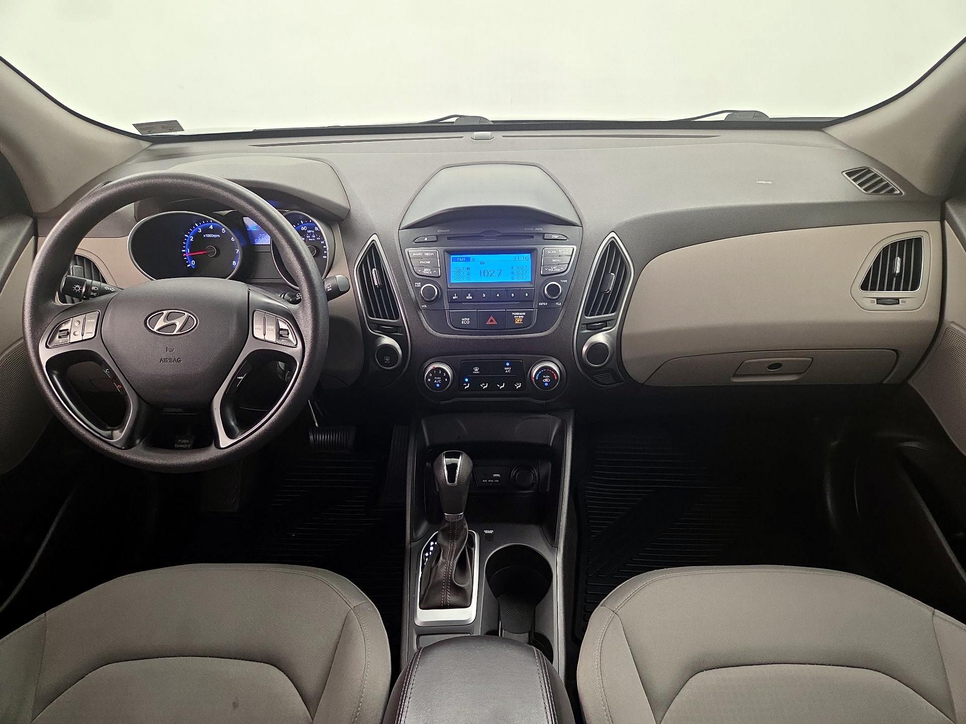 Thumbnail: 2015 Hyundai Tucson - 9