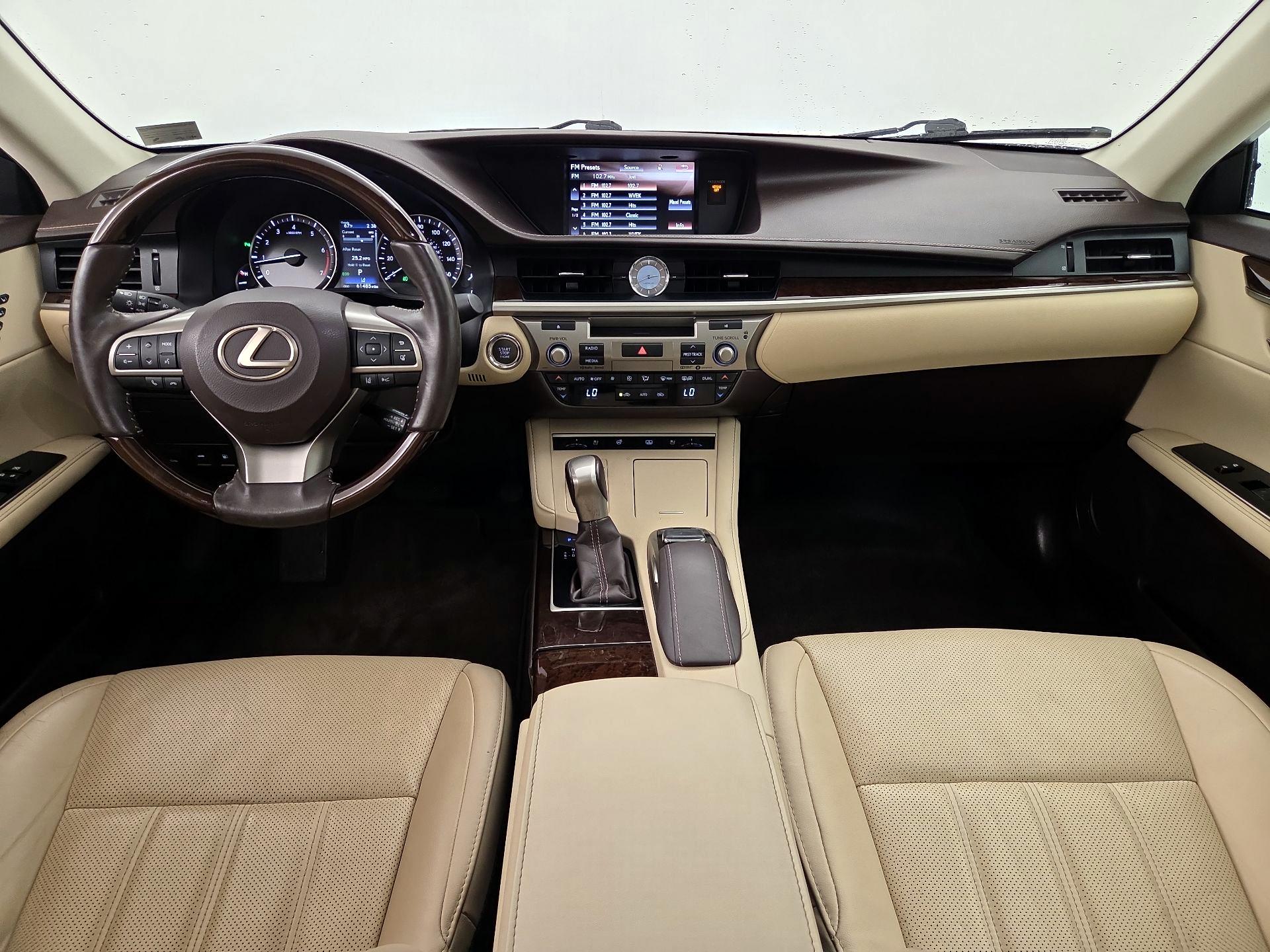 Thumbnail: 2018 Lexus ES - 9