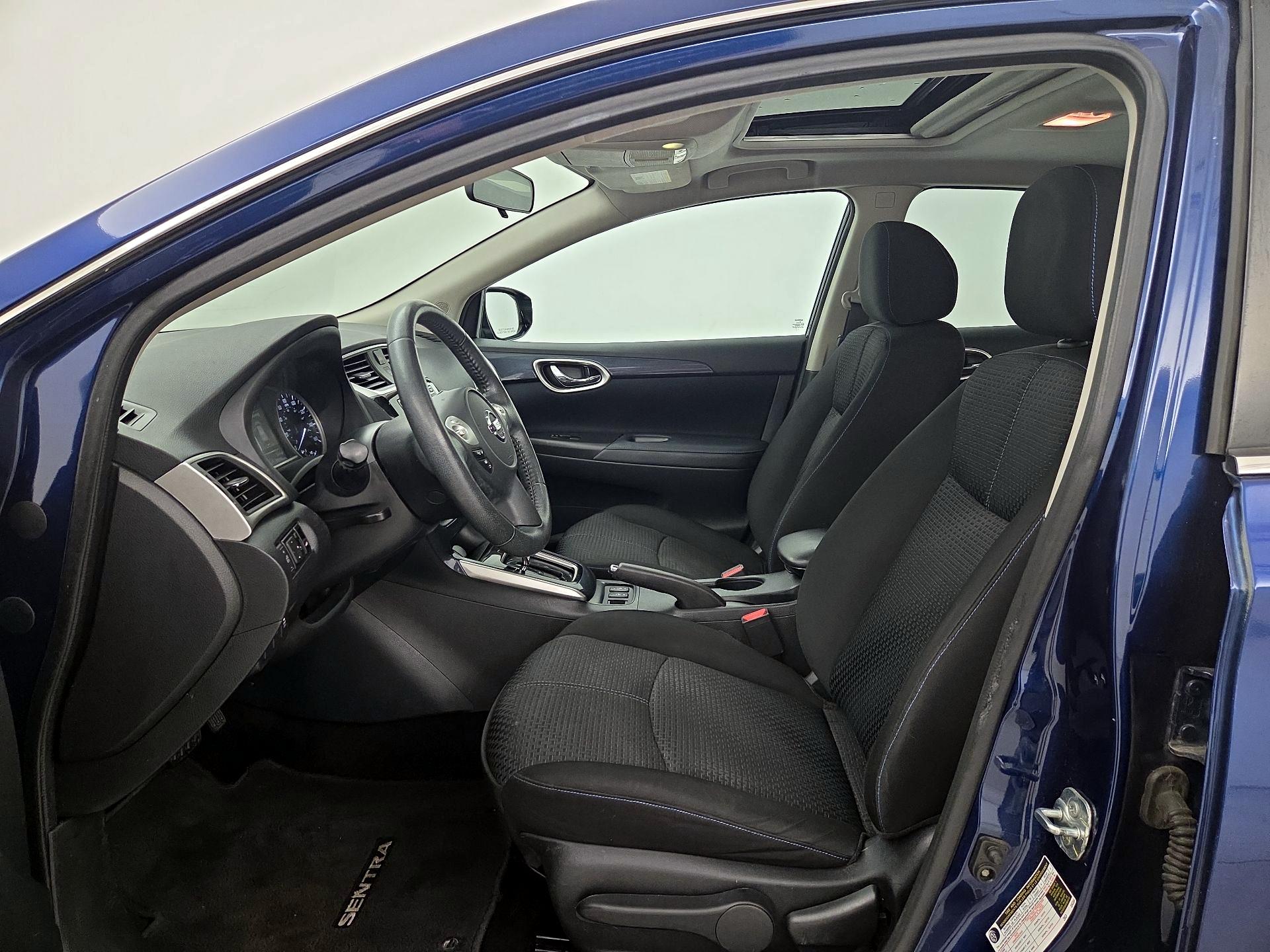 Thumbnail: 2018 Nissan Sentra - 11