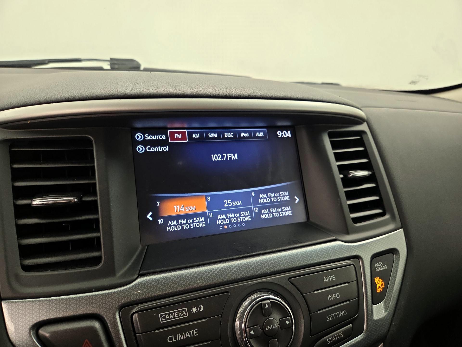 Thumbnail: 2017 Nissan Pathfinder - 15