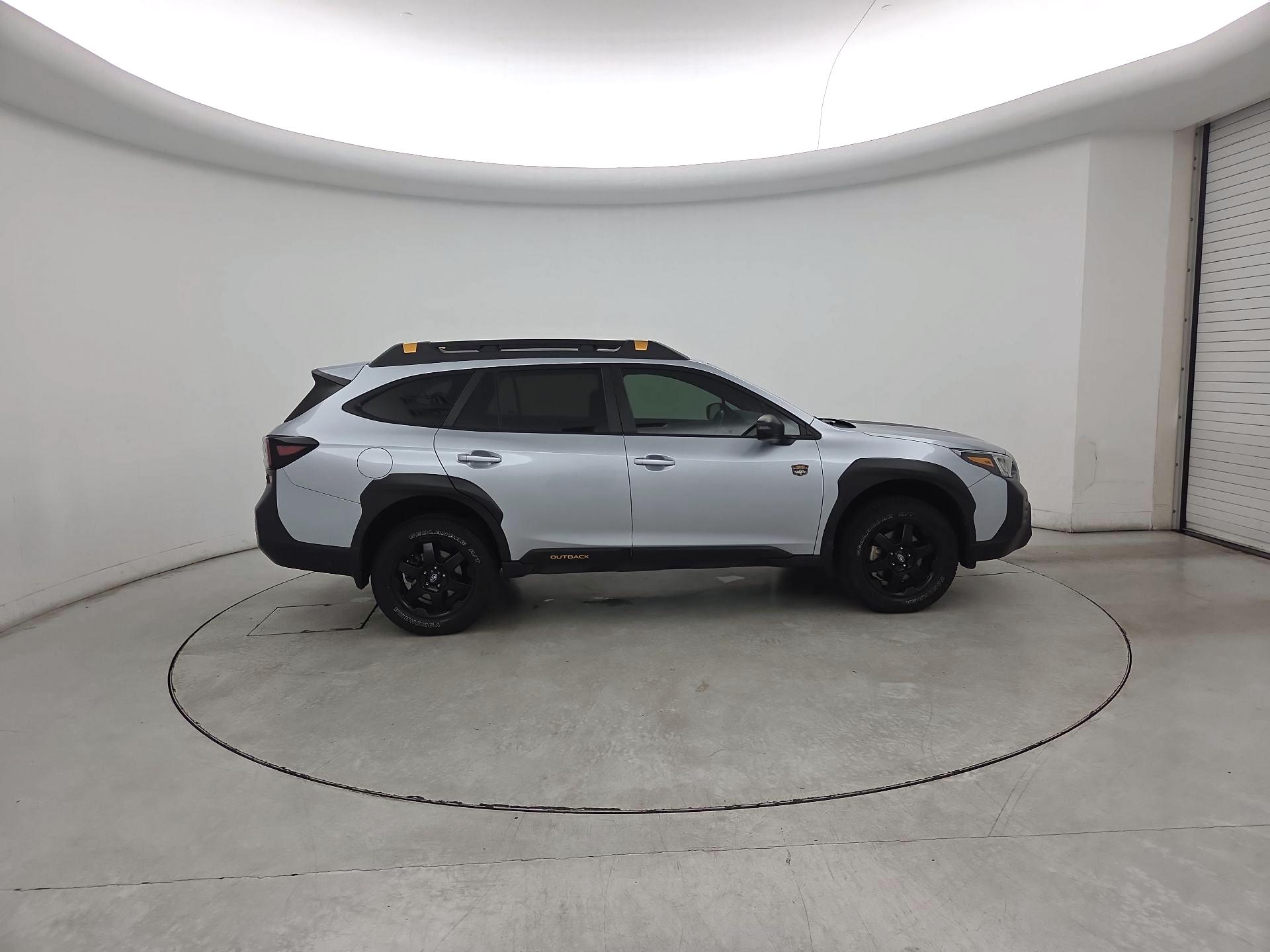 Thumbnail: 2022 Subaru Outback - 4