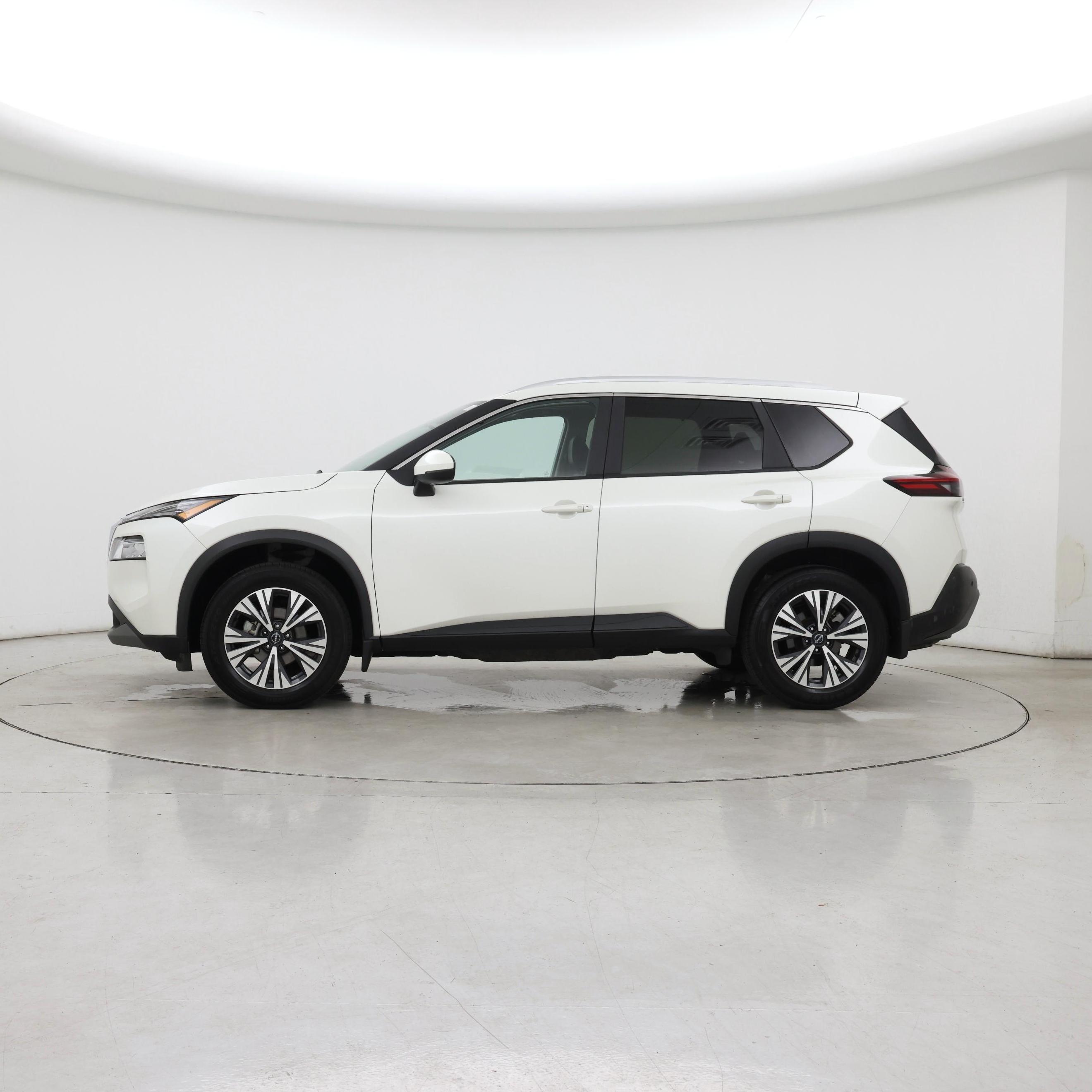 Thumbnail: 2023 Nissan Rogue - 3
