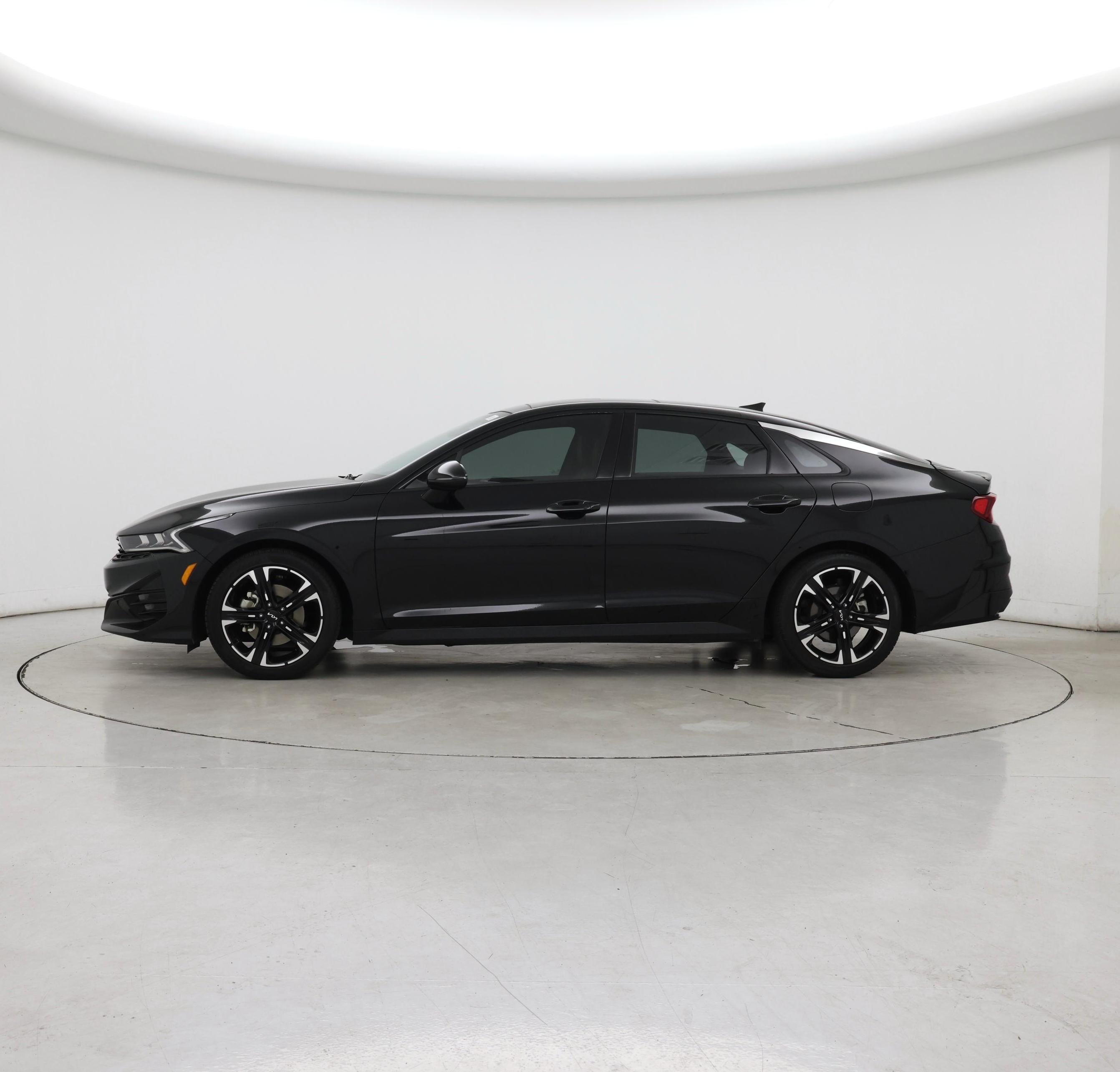 Thumbnail: 2023 Kia K5 - 3