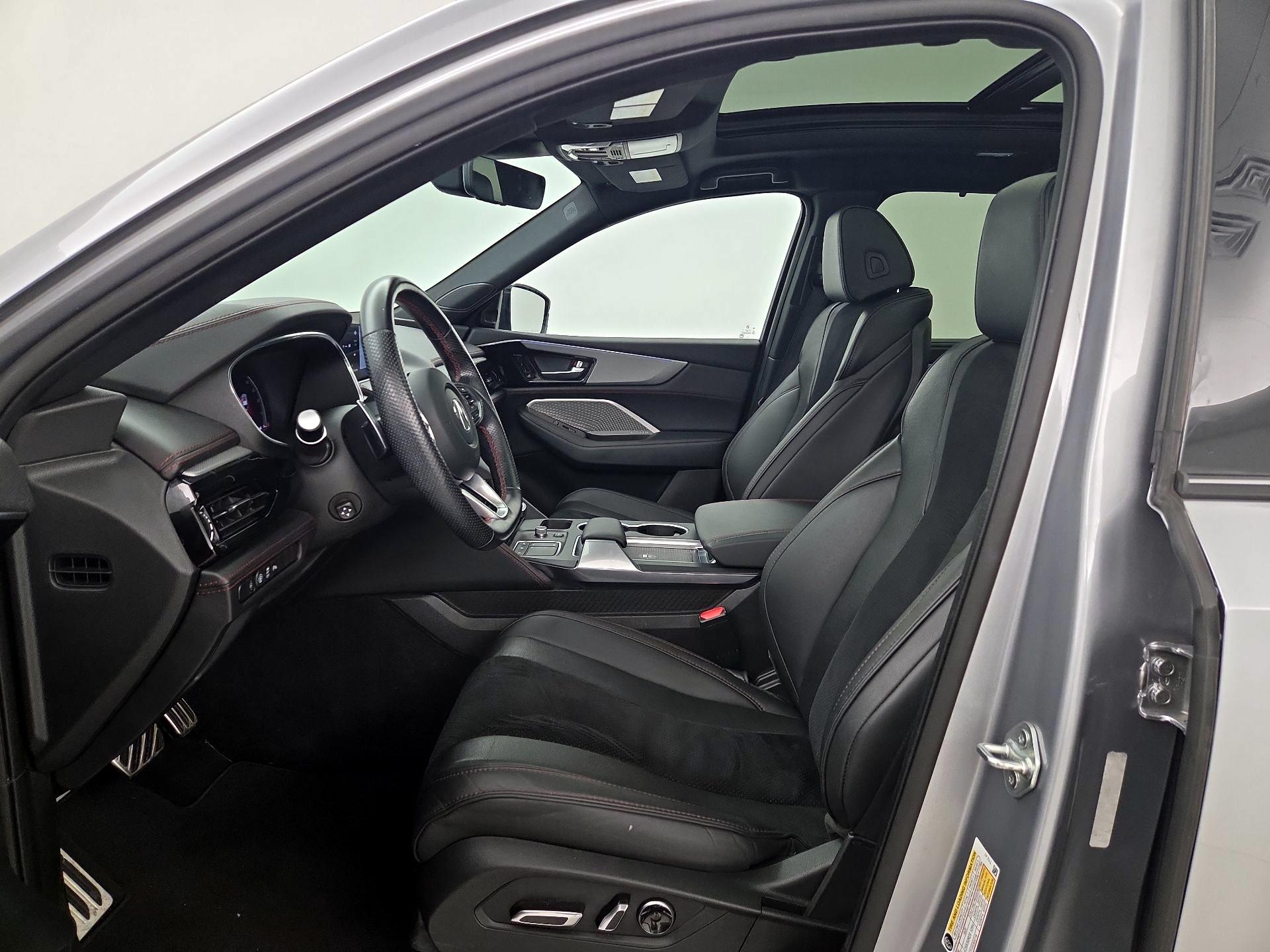 Thumbnail: 2022 Acura MDX - 11