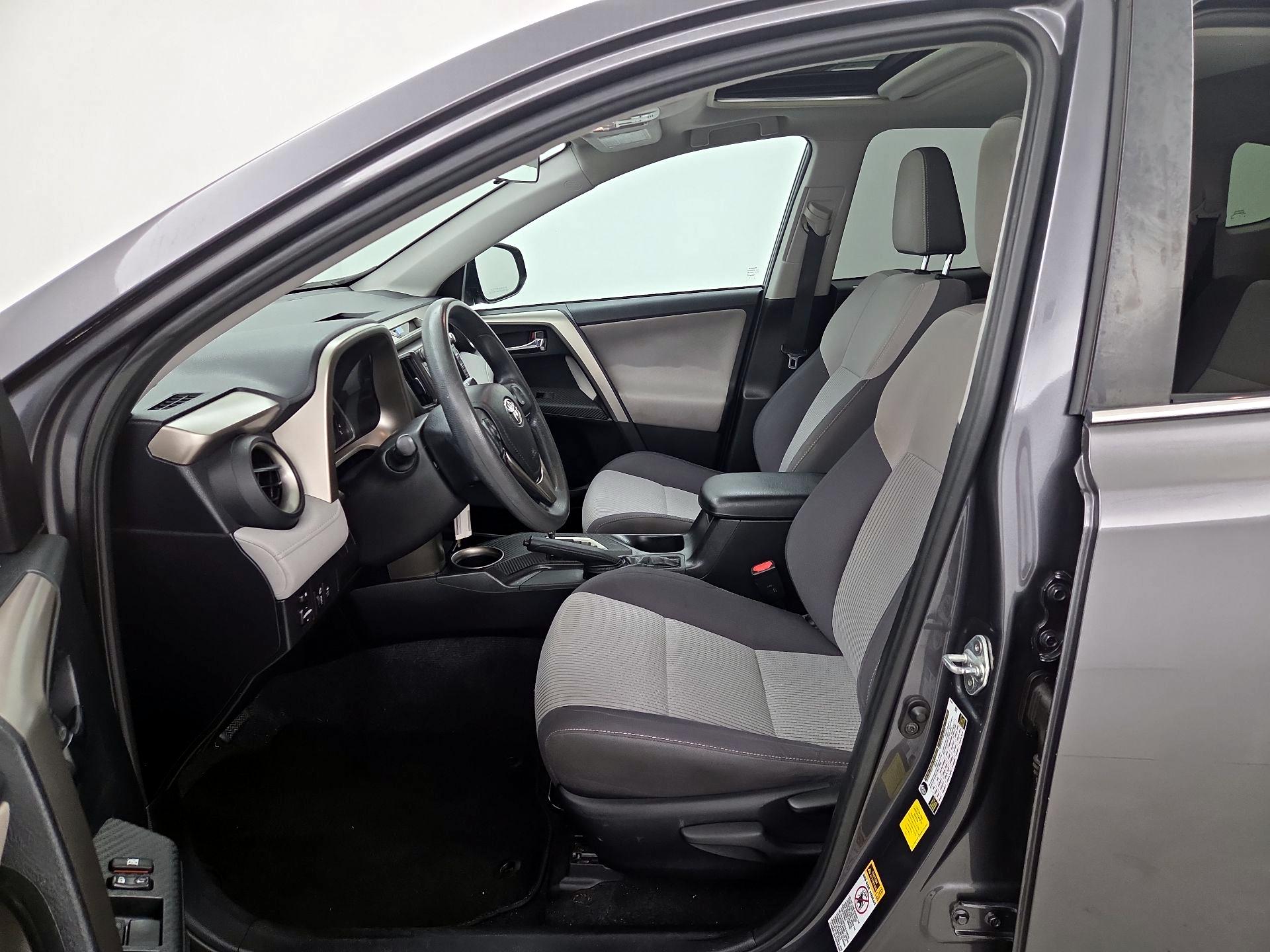 Thumbnail: 2014 Toyota RAV4 - 11