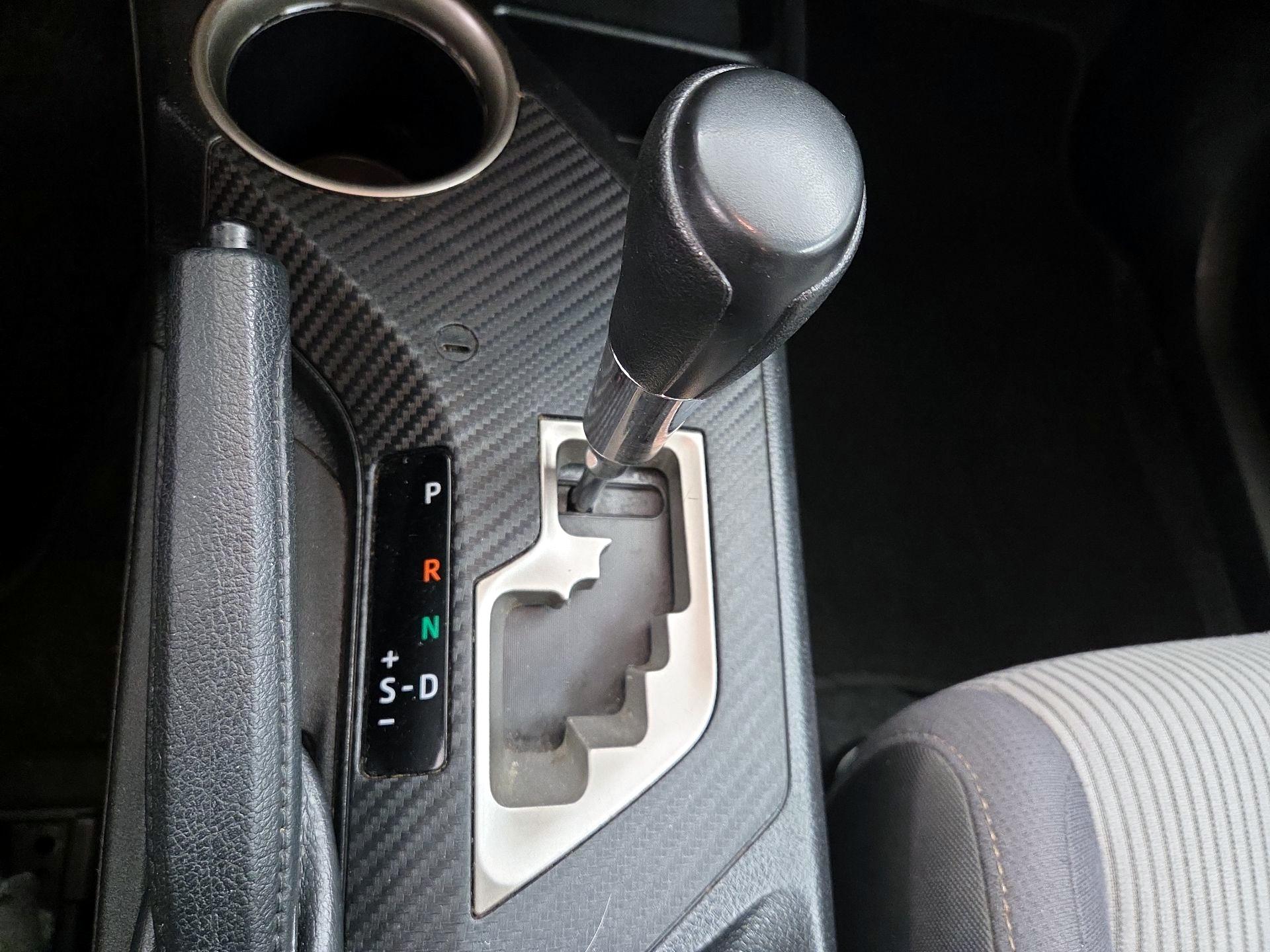 Thumbnail: 2014 Toyota RAV4 - 17