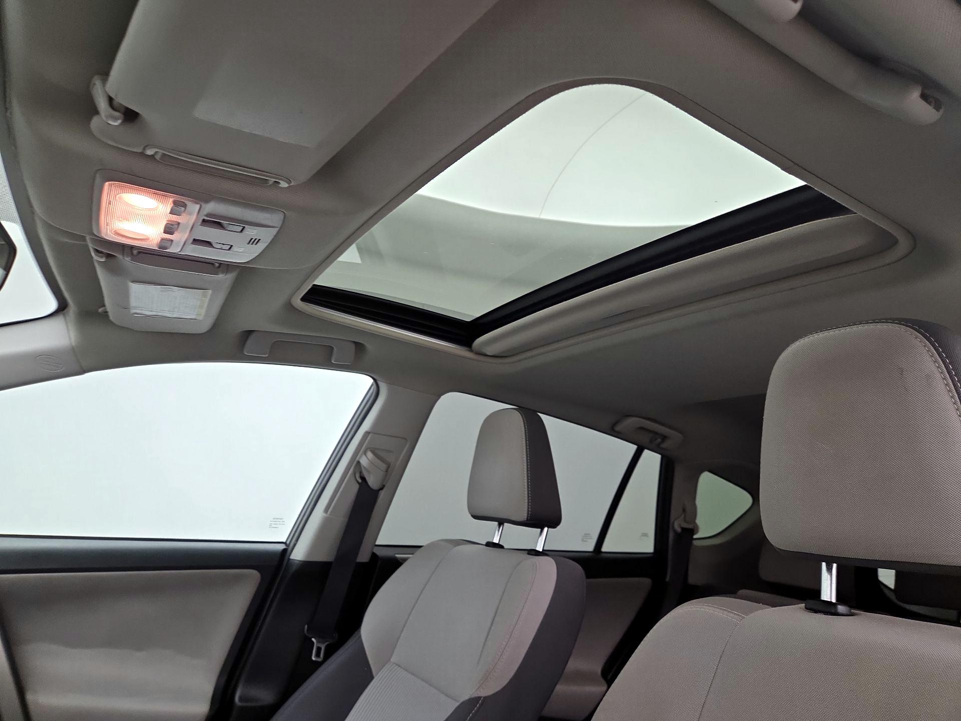 Thumbnail: 2014 Toyota RAV4 - 19