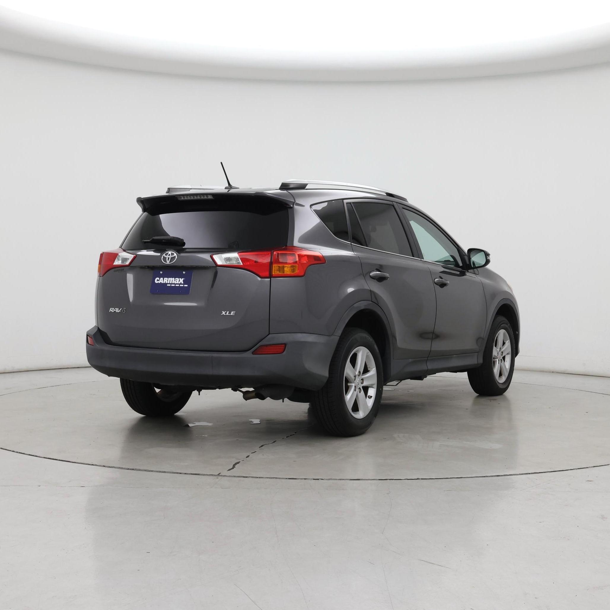 Thumbnail: 2014 Toyota RAV4 - 8
