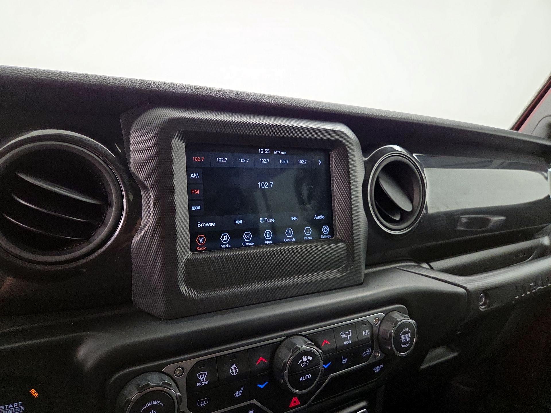 Thumbnail: 2021 Jeep Wrangler - 15