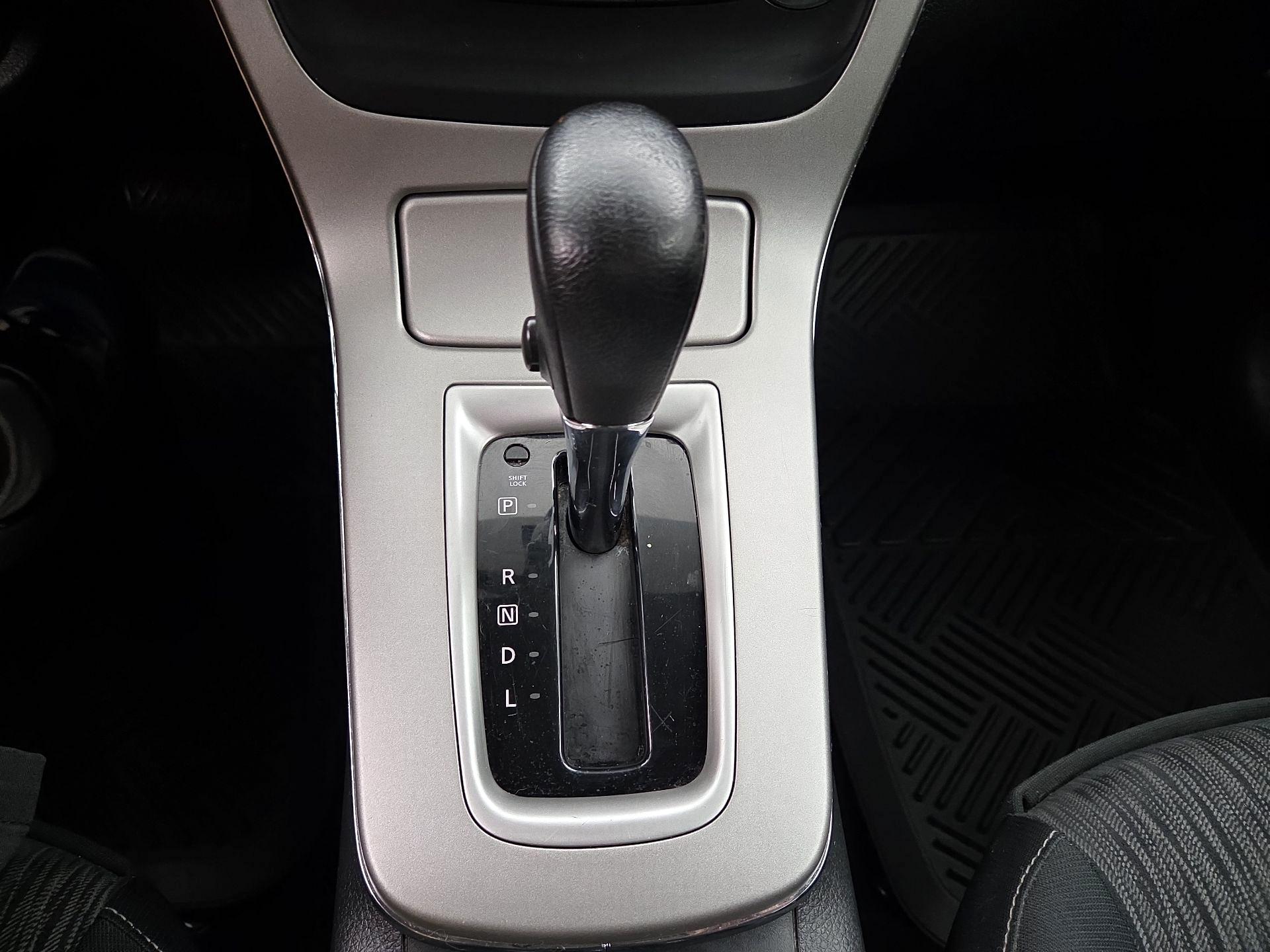 Thumbnail: 2015 Nissan Sentra - 15