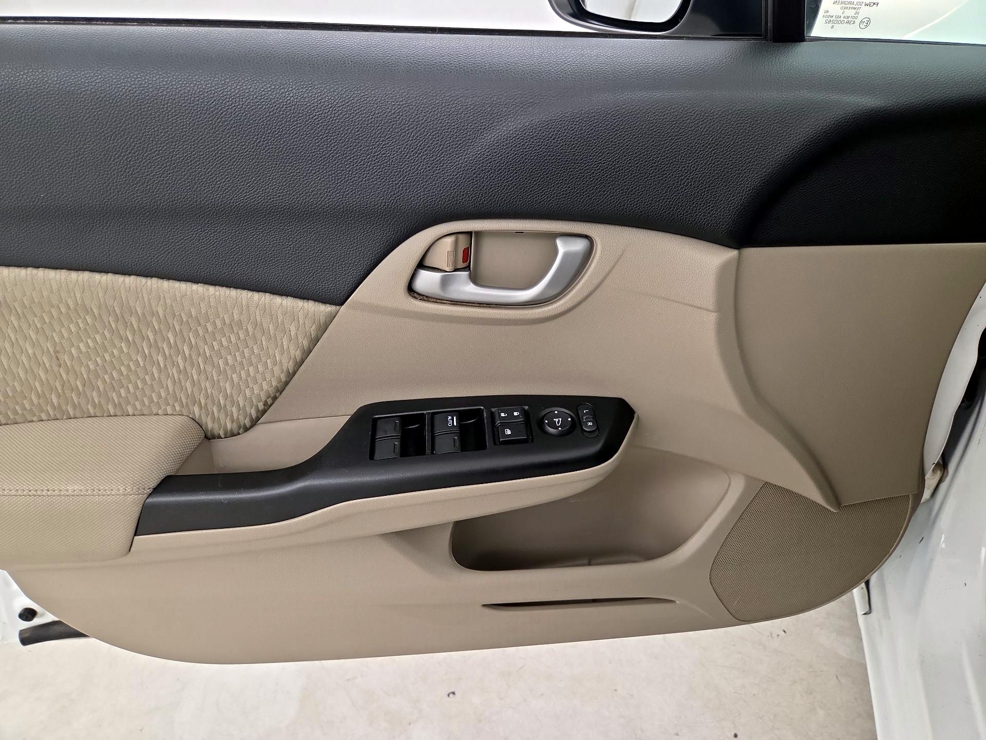 Thumbnail: 2015 Honda Civic - 12