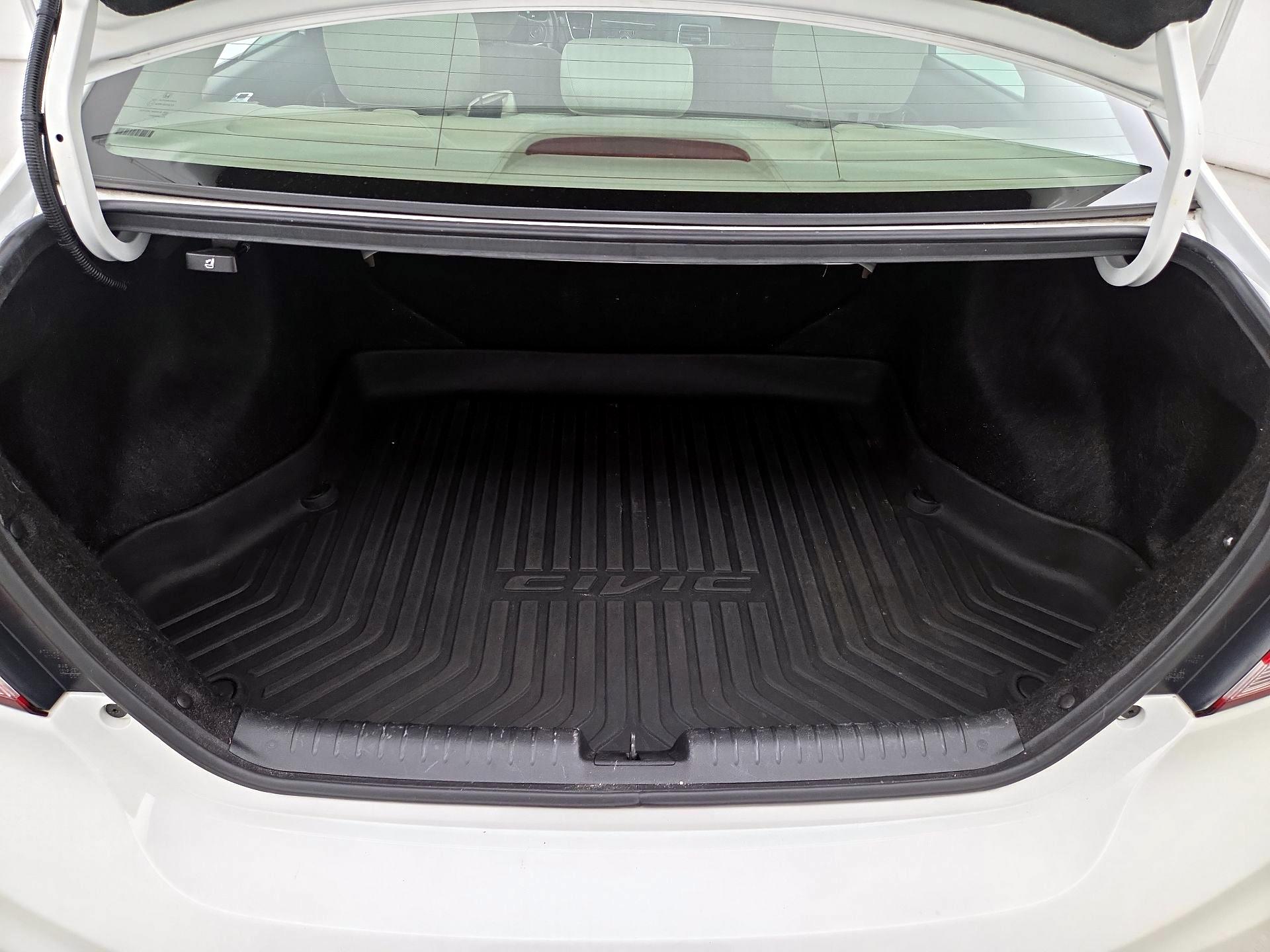 Thumbnail: 2015 Honda Civic - 20