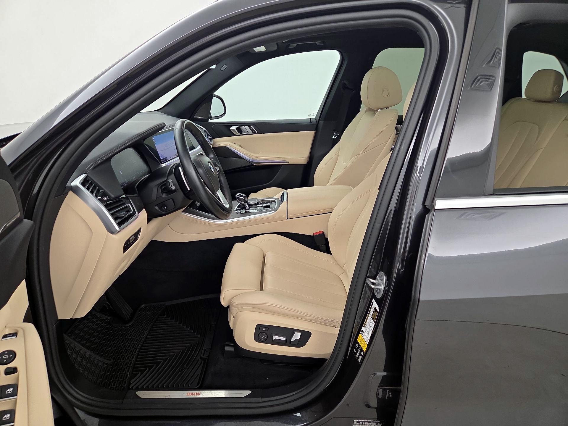 Thumbnail: 2021 BMW X5 - 11