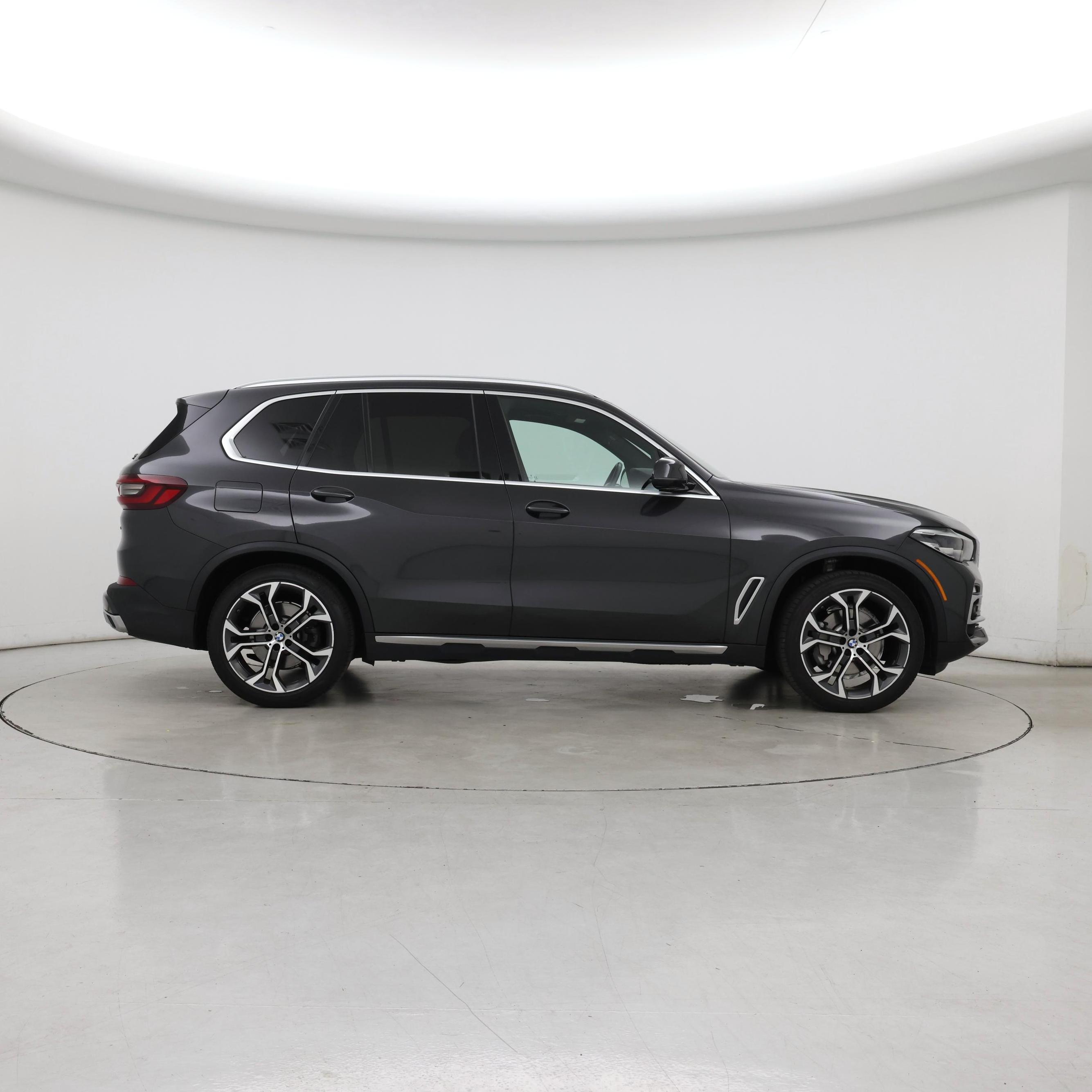 Thumbnail: 2021 BMW X5 - 7