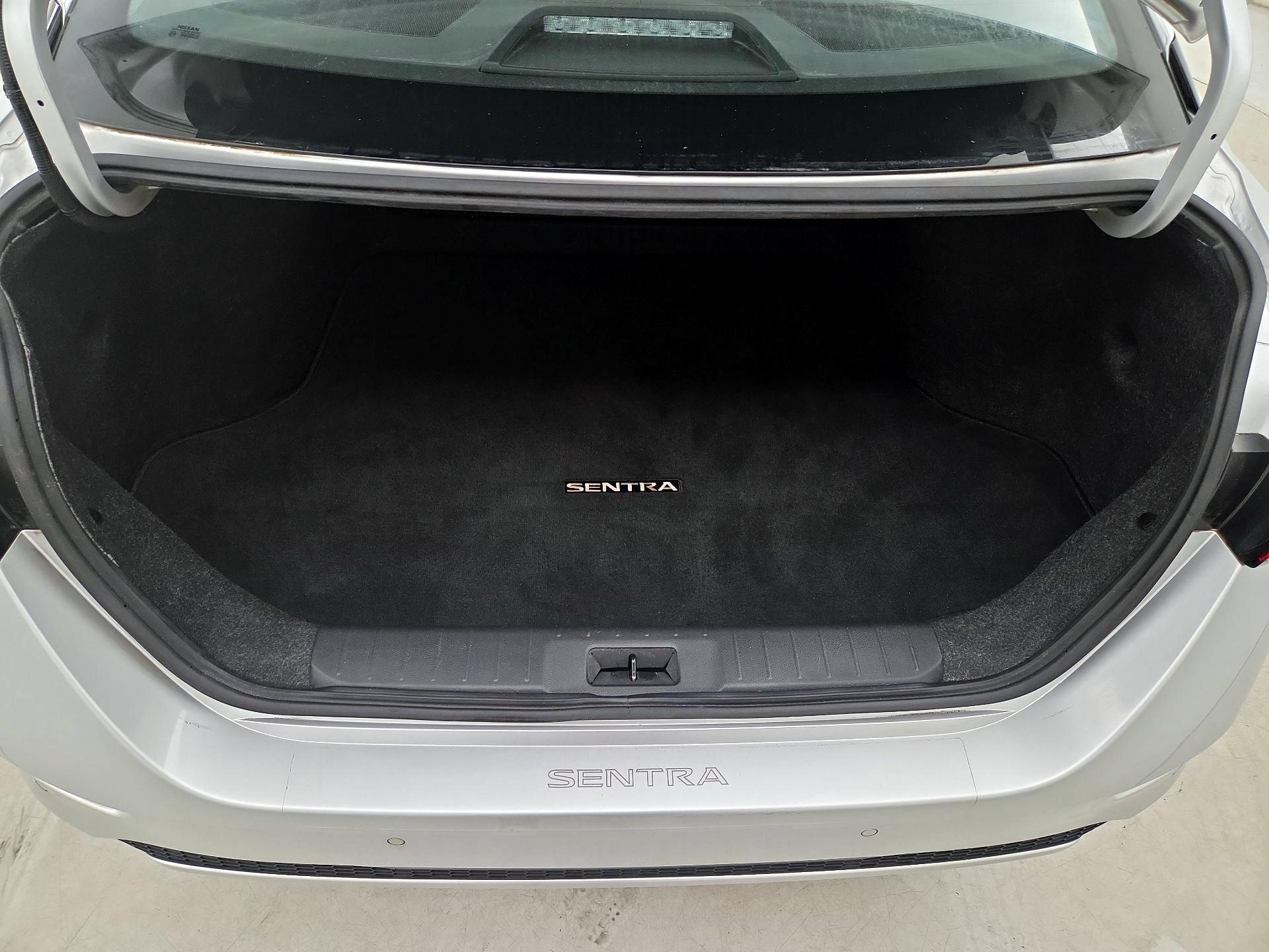 Thumbnail: 2021 Nissan Sentra - 20