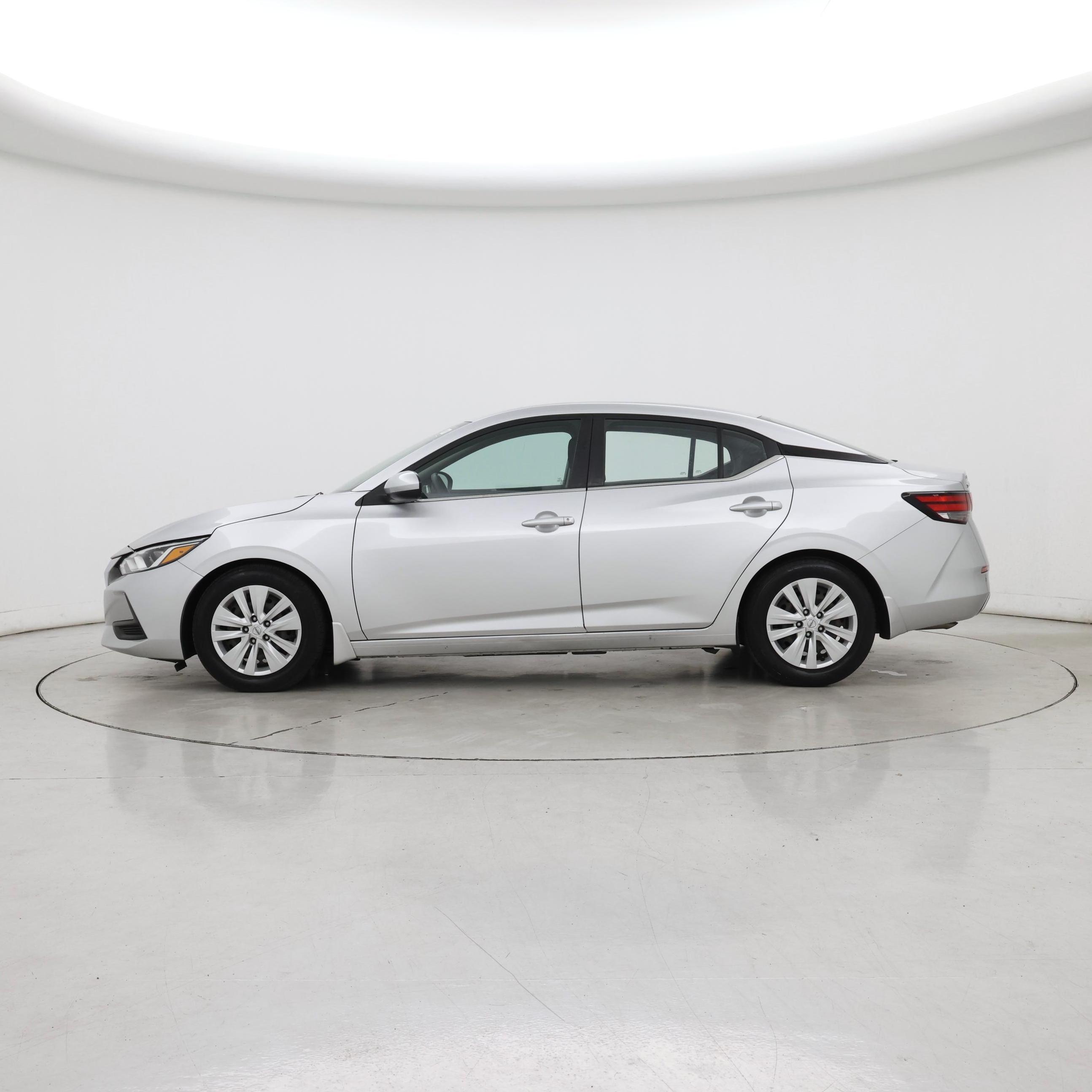Thumbnail: 2021 Nissan Sentra - 3