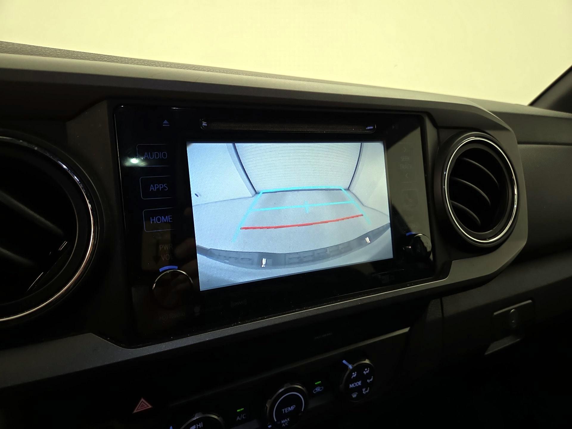 Thumbnail: 2019 Toyota Tacoma - 15
