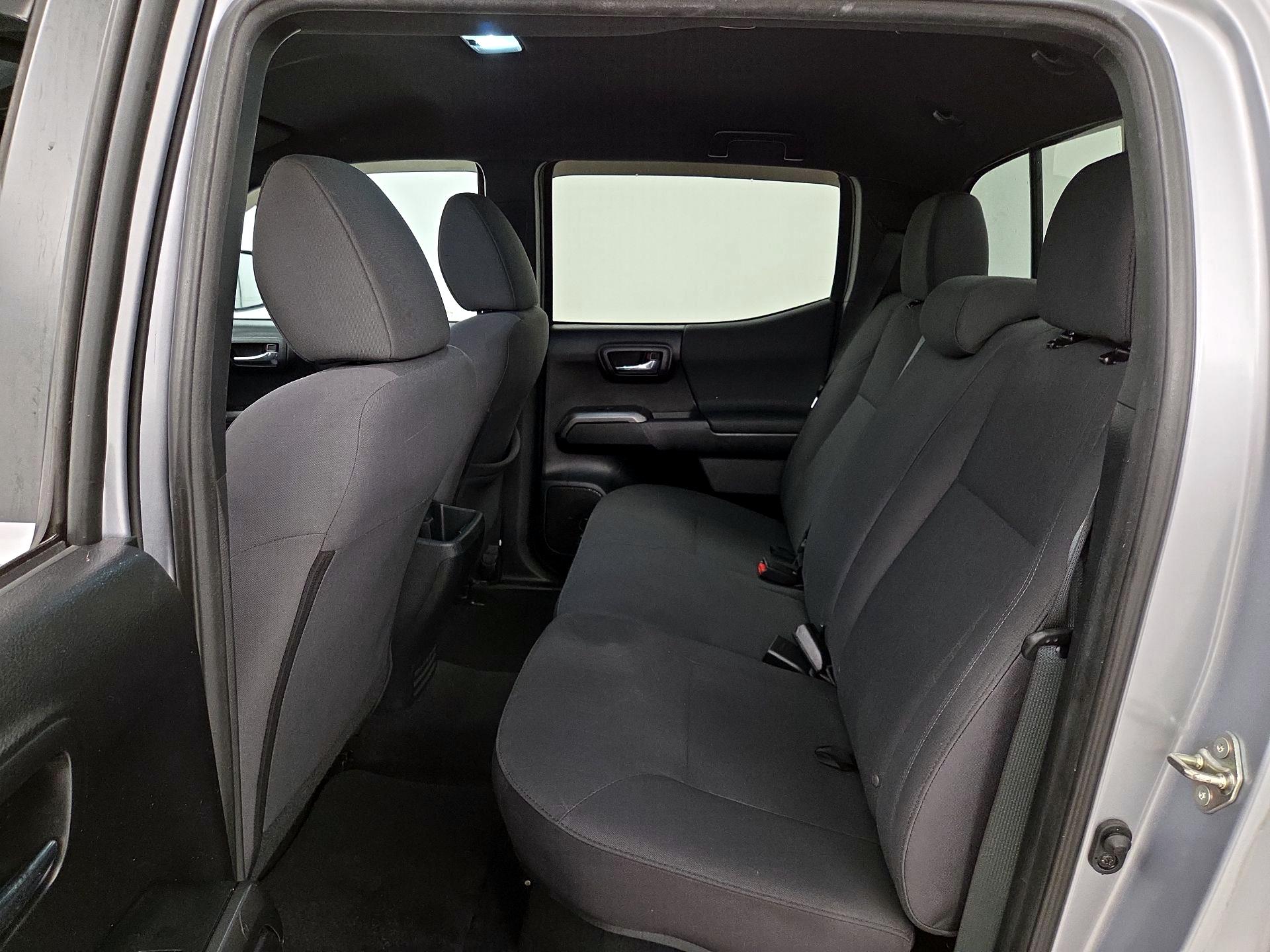Thumbnail: 2019 Toyota Tacoma - 20